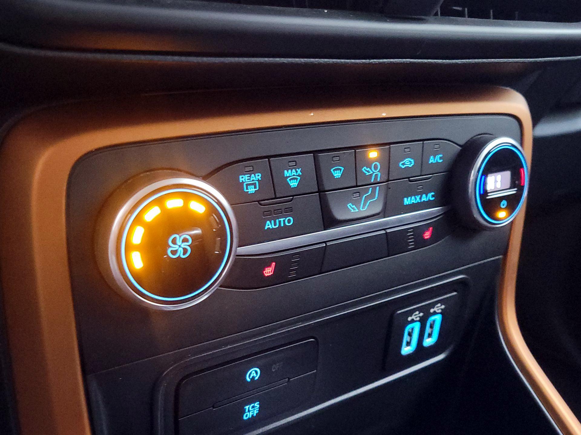 Thumbnail: 2021 Ford EcoSport - 17