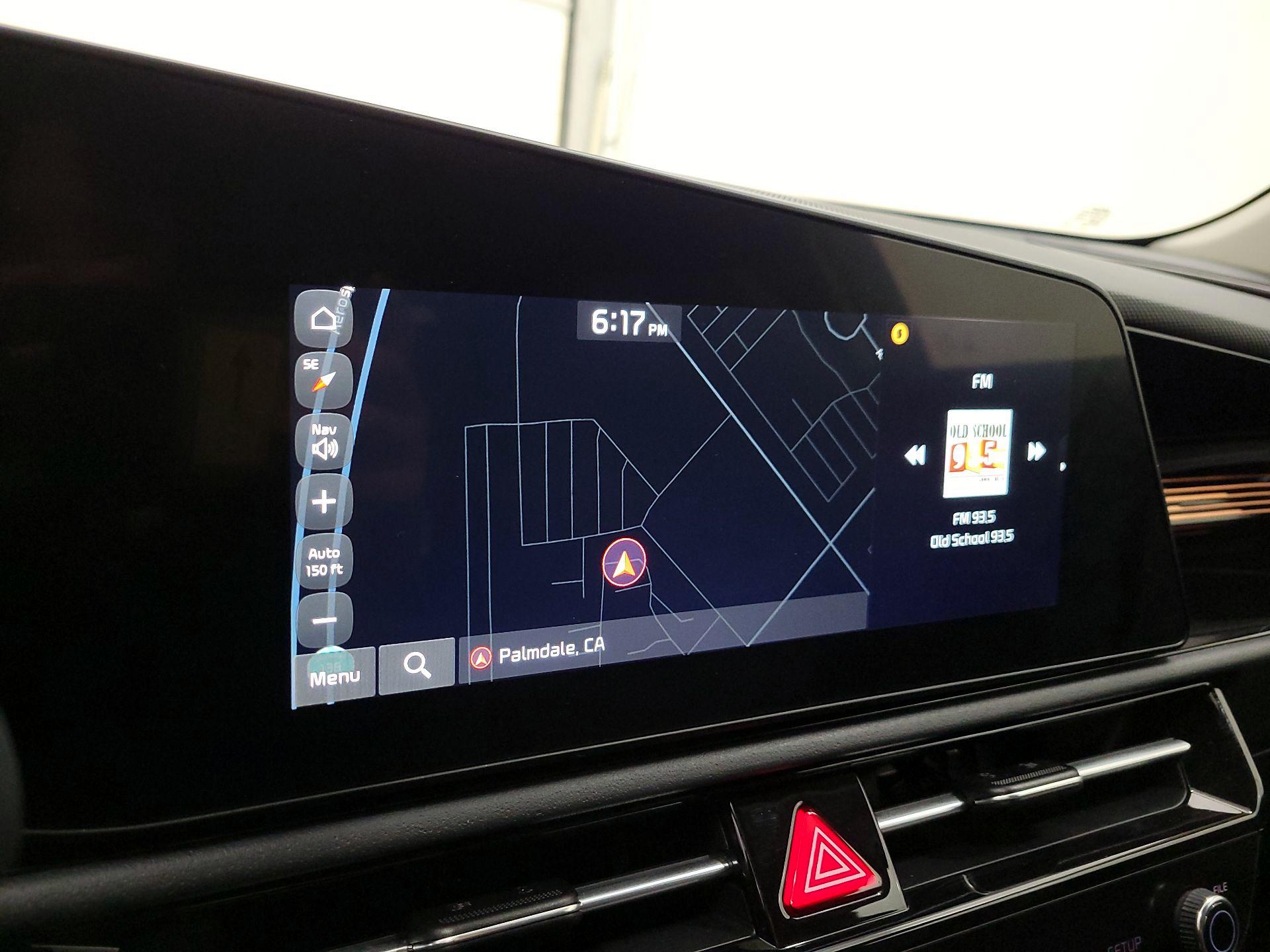 Thumbnail: 2023 Kia Niro - 14