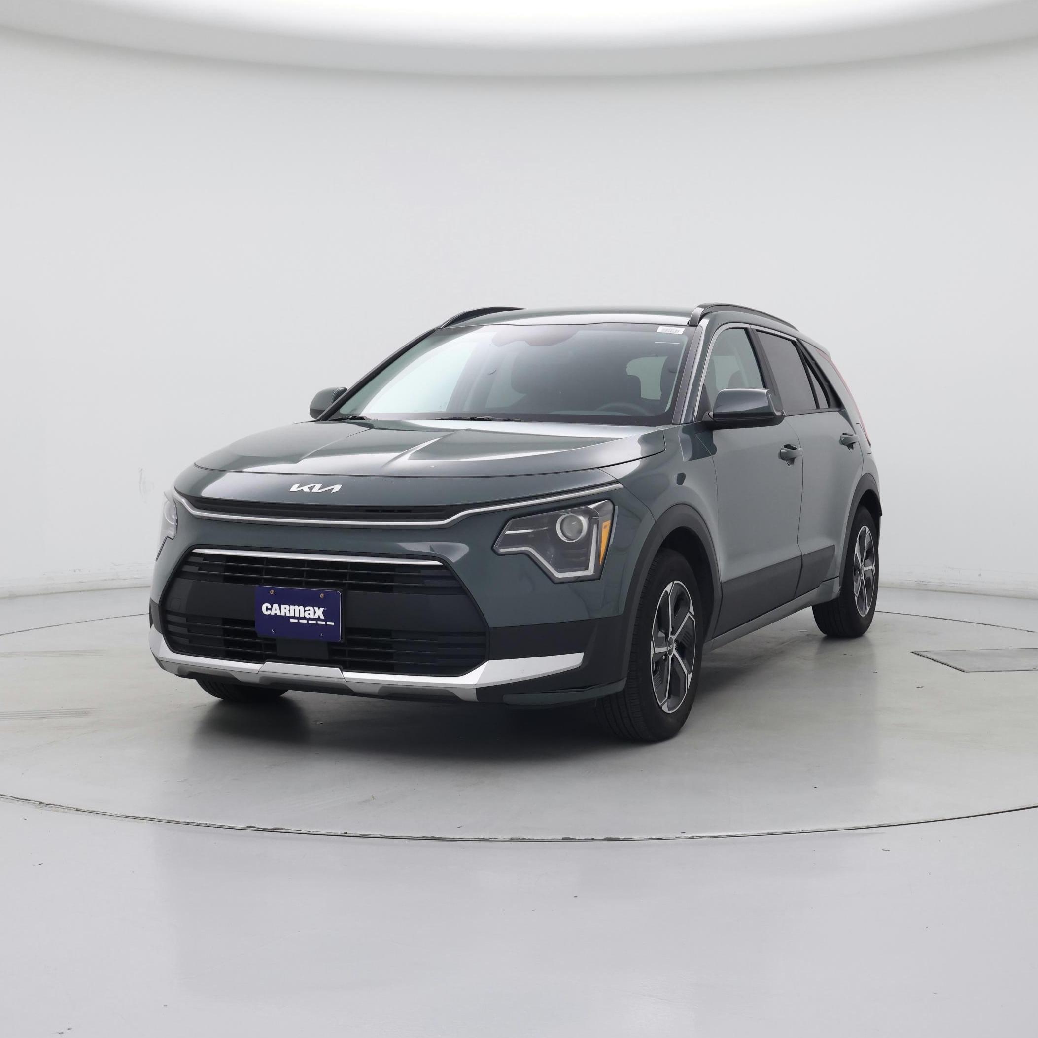 Thumbnail: 2023 Kia Niro - 4