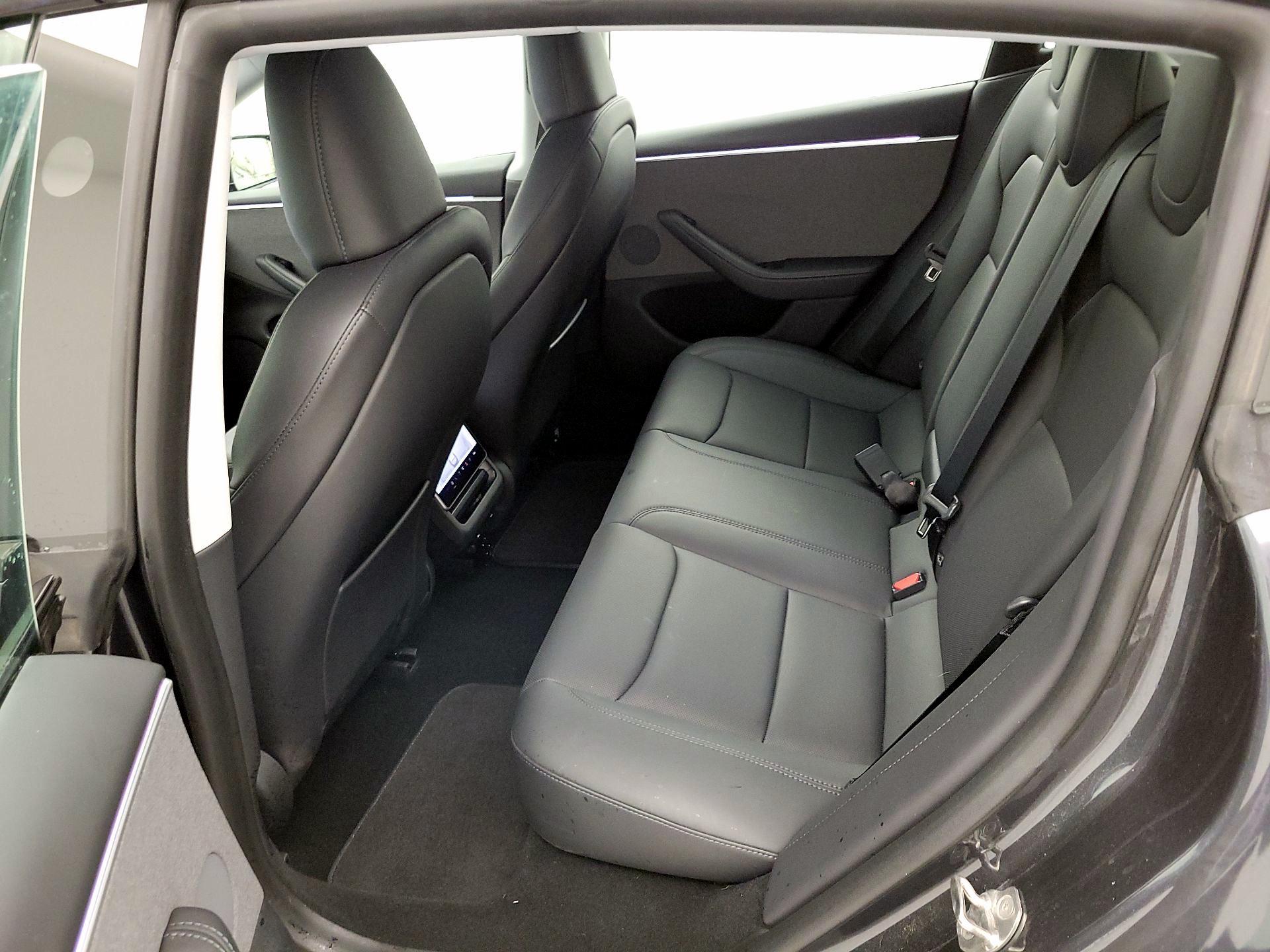 Thumbnail: 2024 Tesla Model 3 - 19