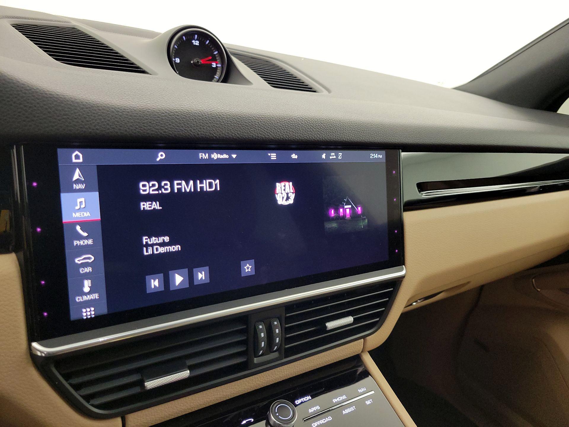 Thumbnail: 2020 Porsche Cayenne - 15