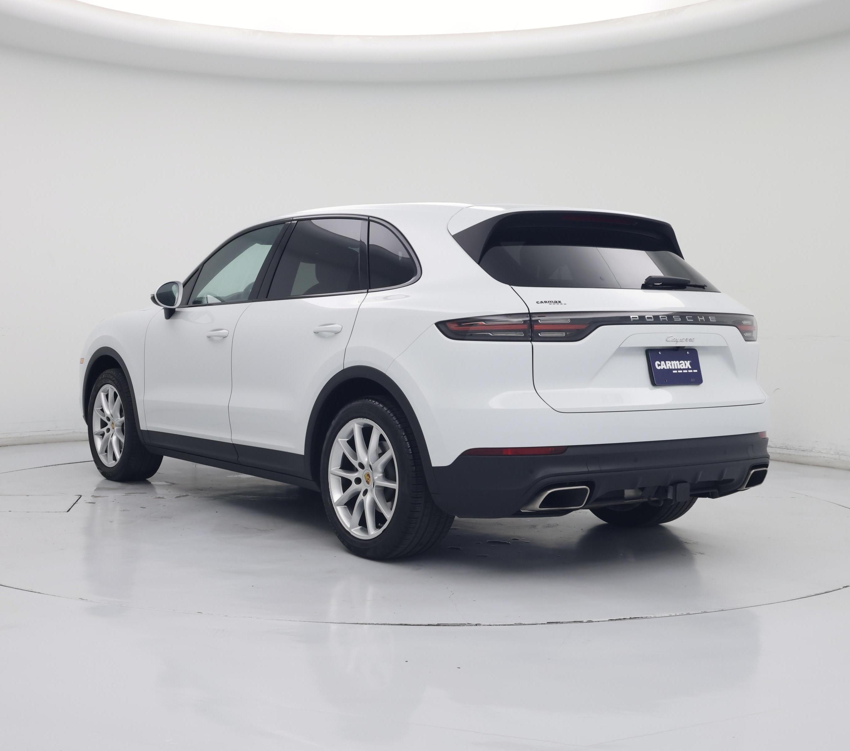 Thumbnail: 2020 Porsche Cayenne - 2
