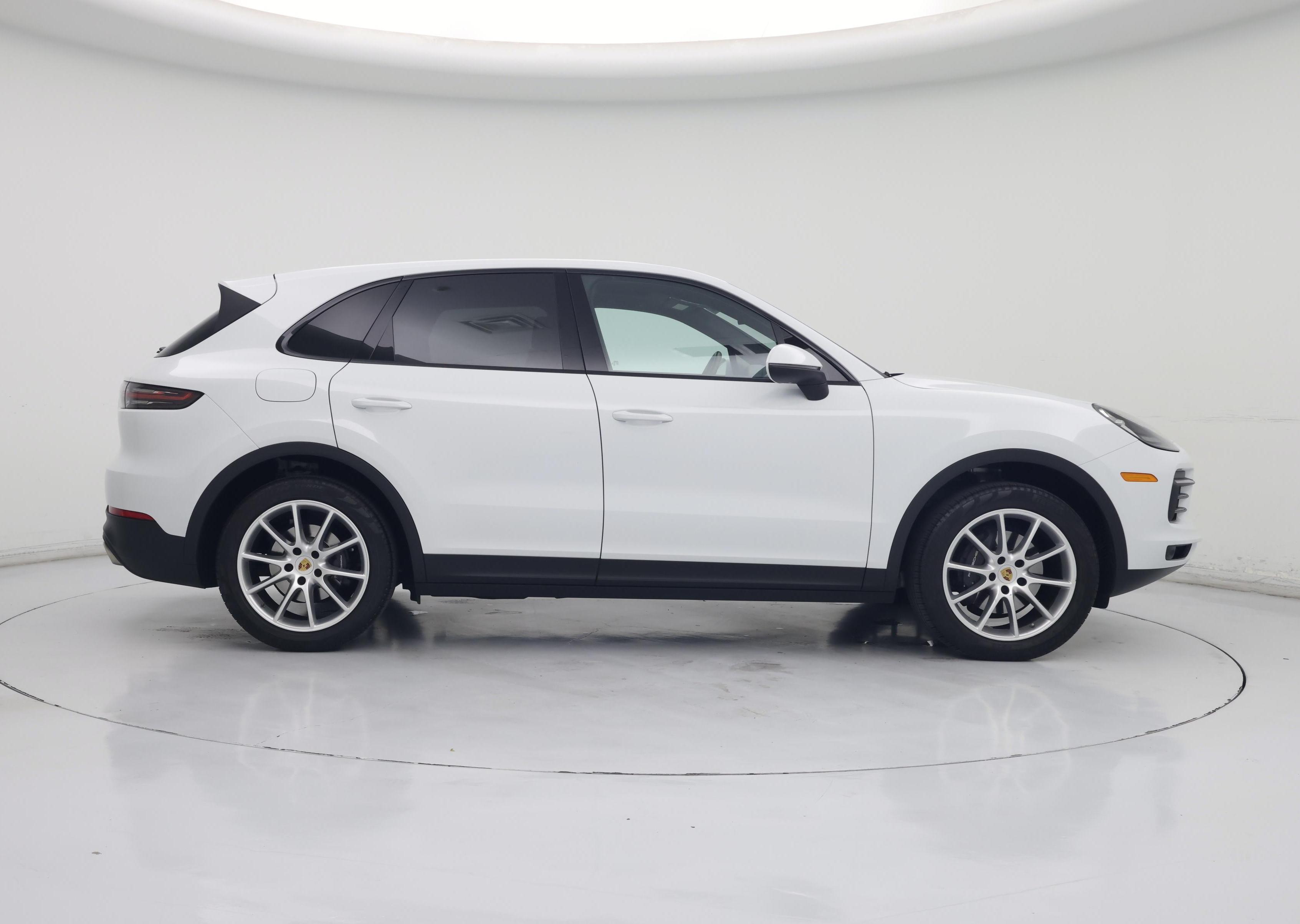 Thumbnail: 2020 Porsche Cayenne - 7