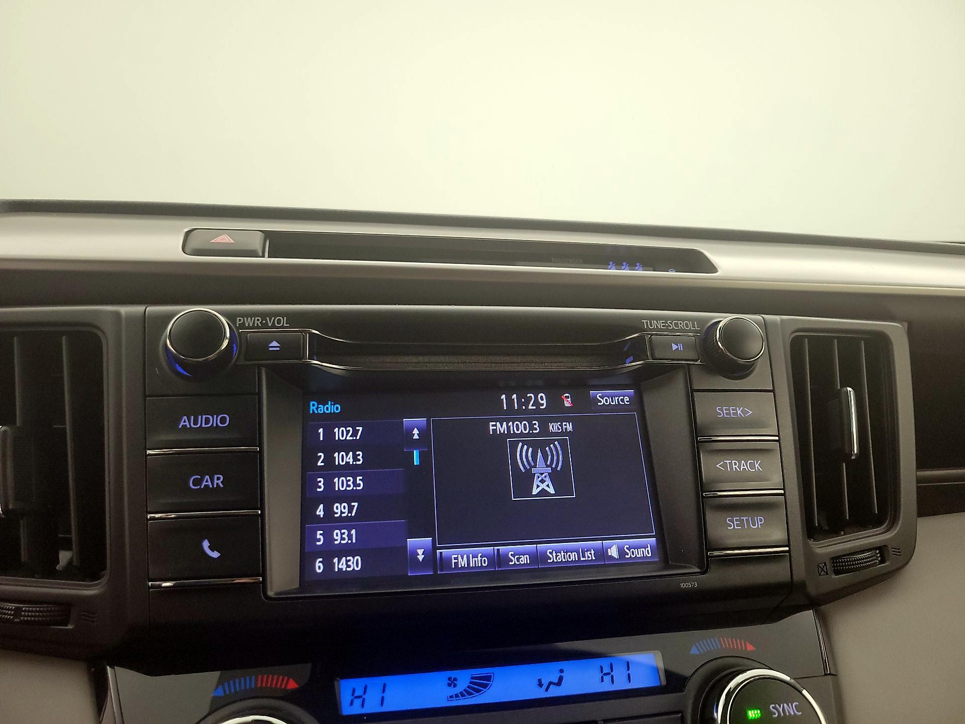 Thumbnail: 2017 Toyota RAV4 - 15