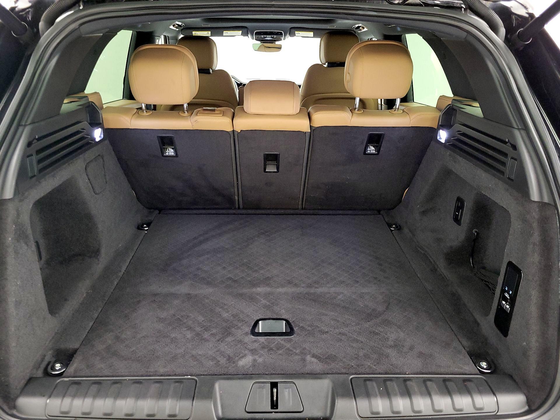 Thumbnail: 2023 Land Rover Range Rover Sport - 19