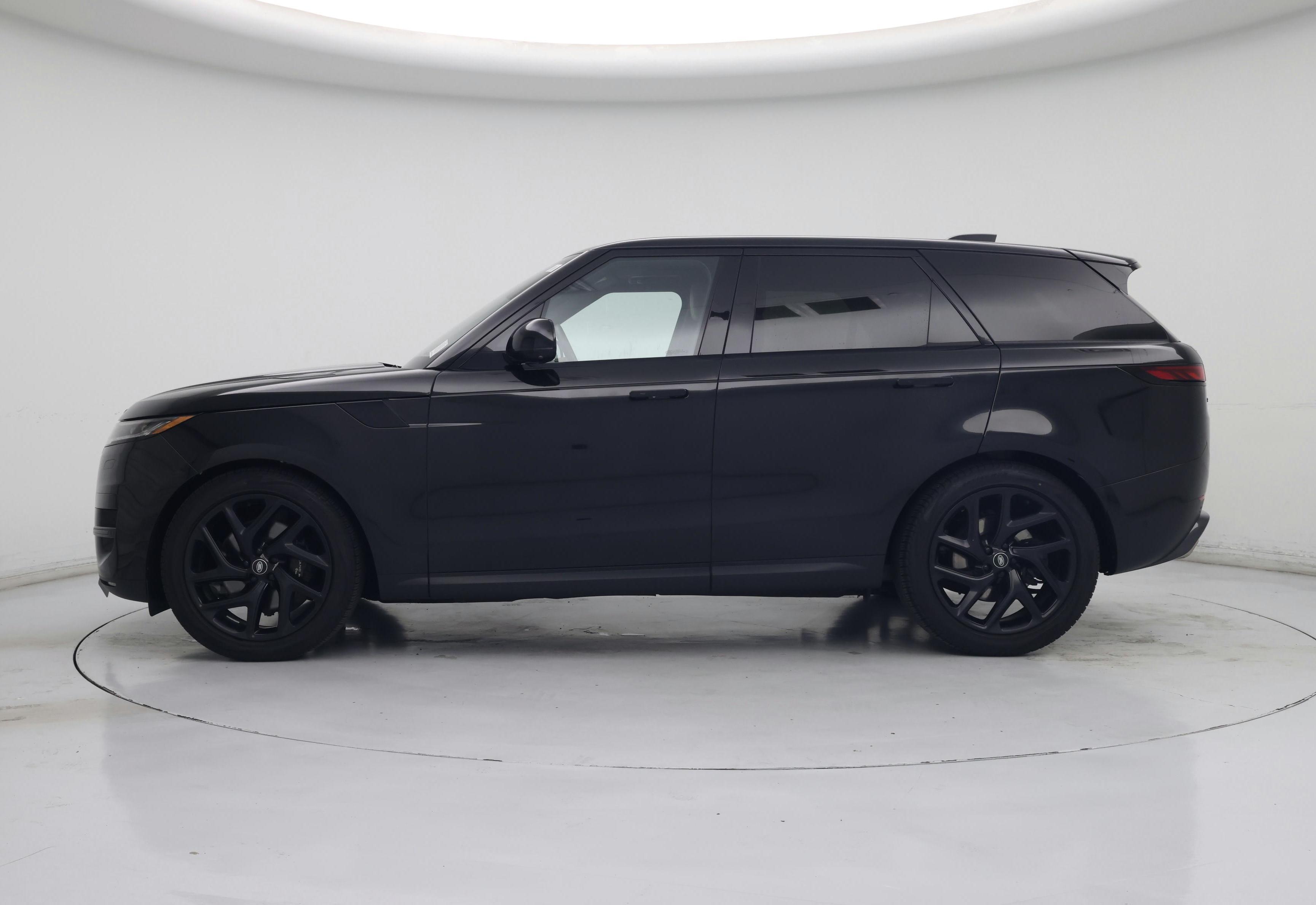 Thumbnail: 2023 Land Rover Range Rover Sport - 3