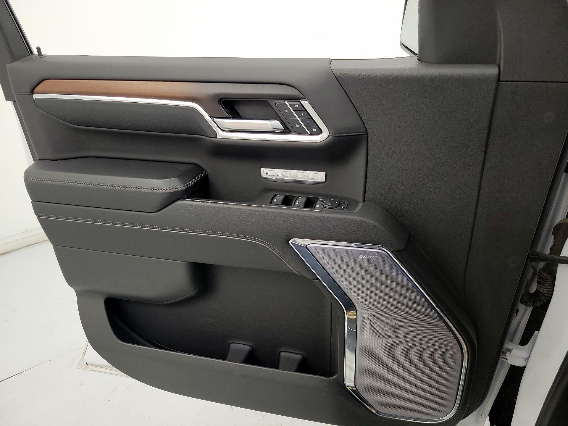 Thumbnail: 2024 GMC Sierra 1500 - 12