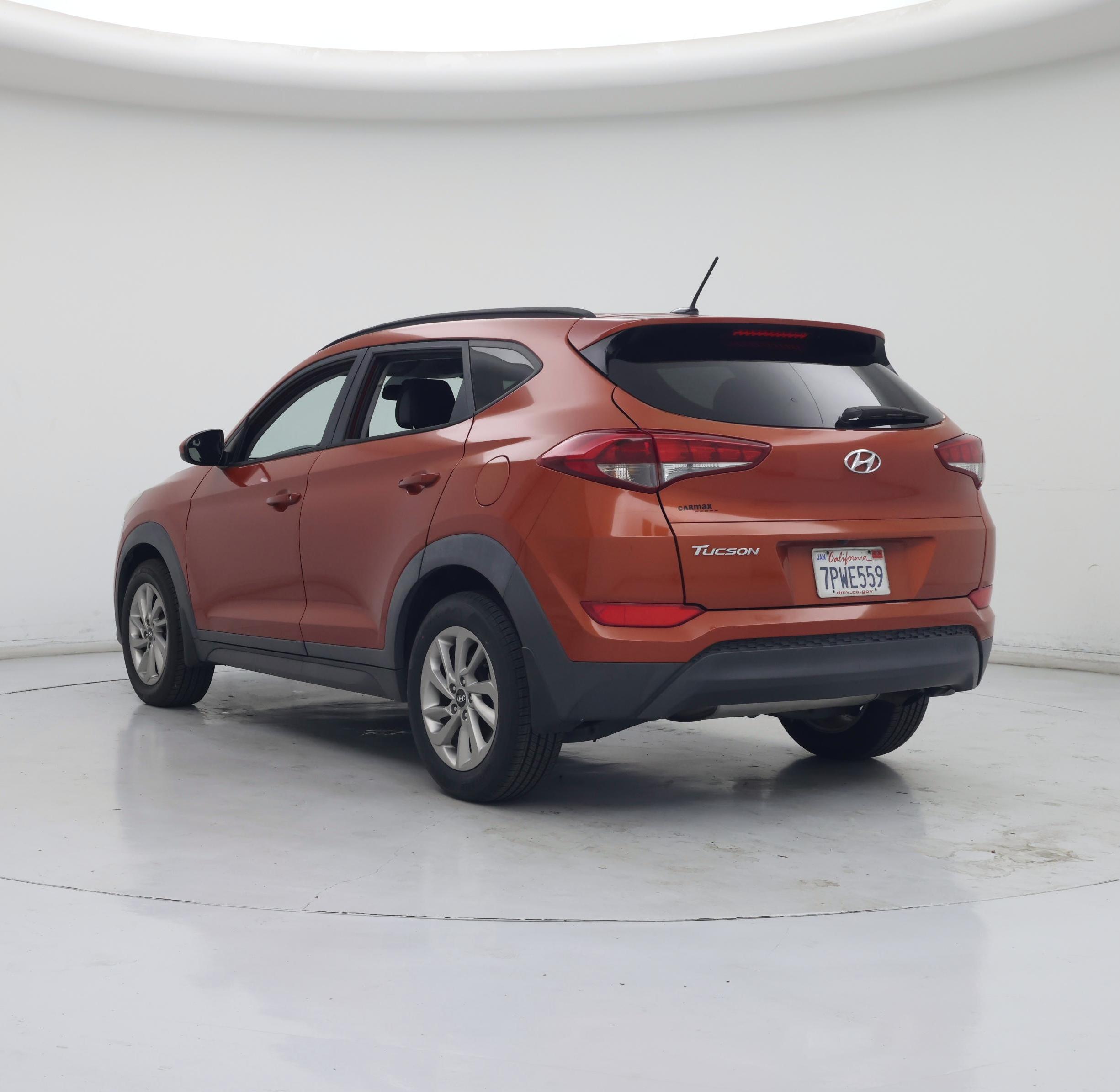 Thumbnail: 2016 Hyundai Tucson - 2