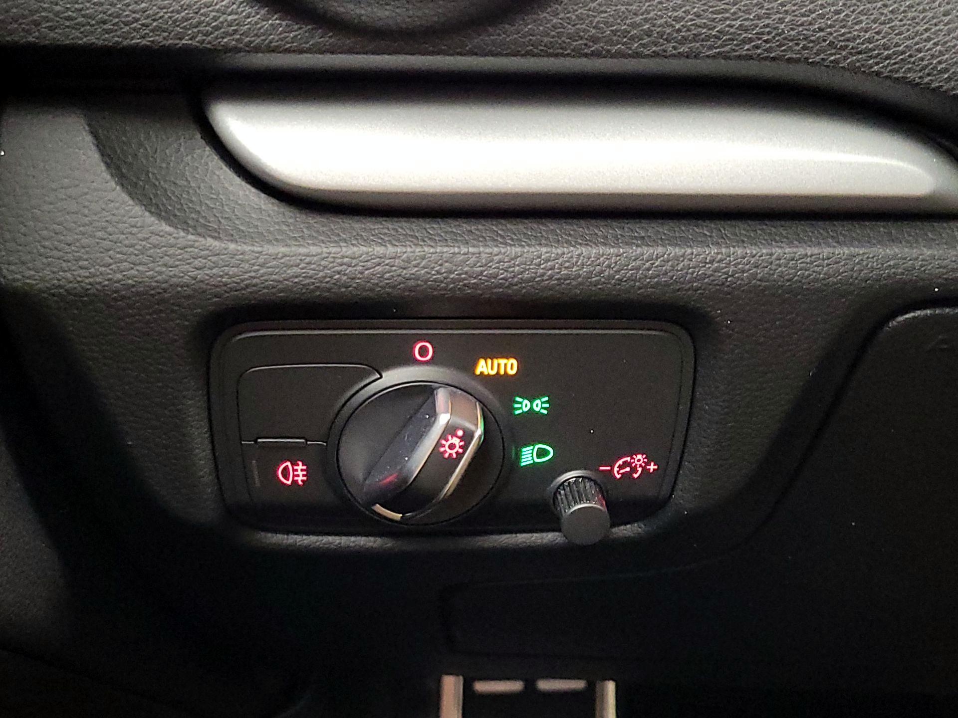 Thumbnail: 2016 Audi A3 - 13