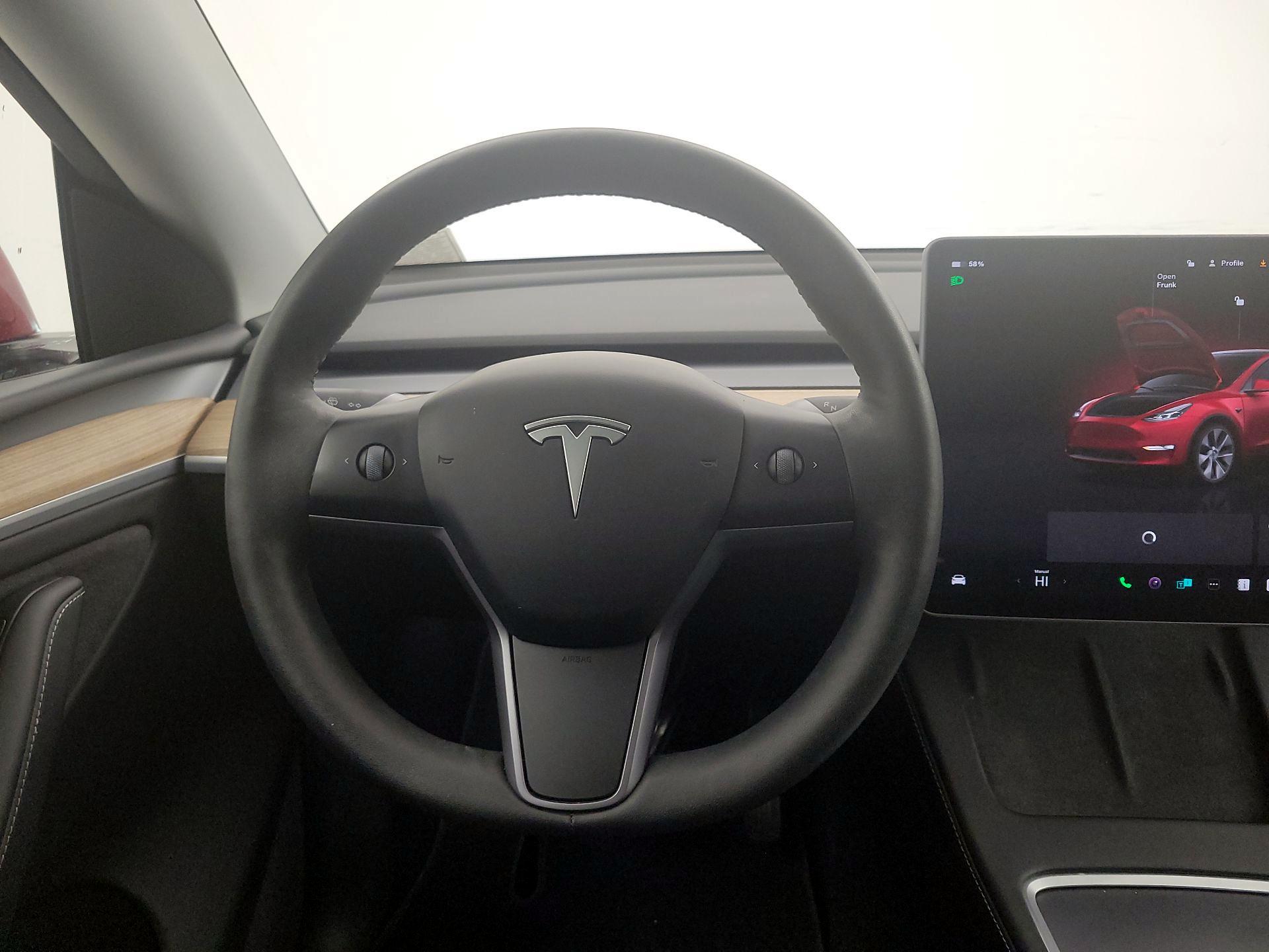 Thumbnail: 2023 Tesla Model Y - 10