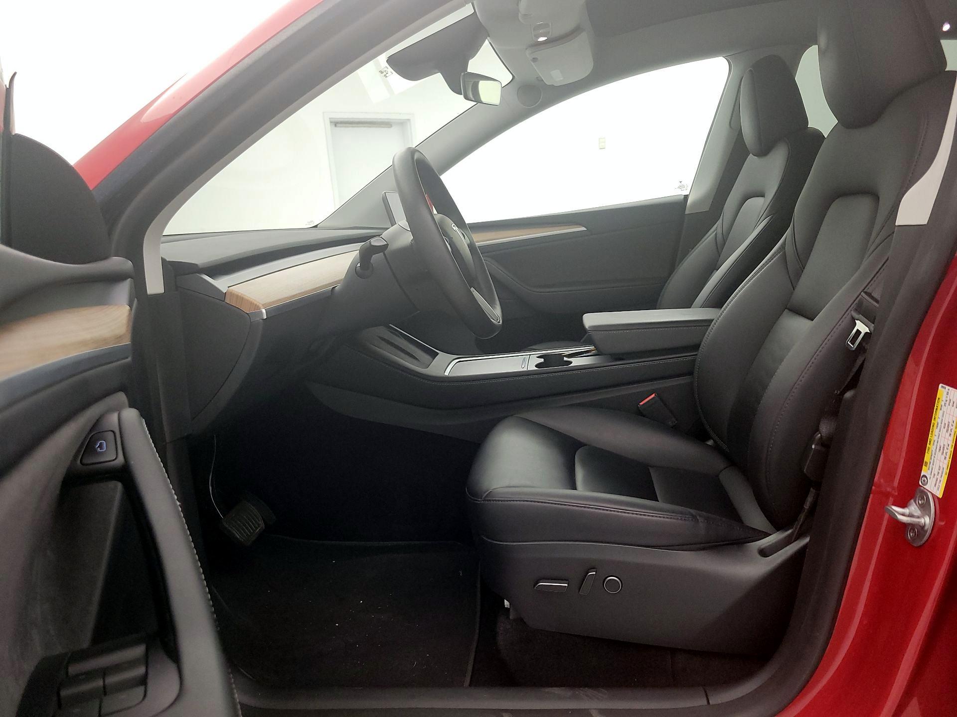 Thumbnail: 2023 Tesla Model Y - 11