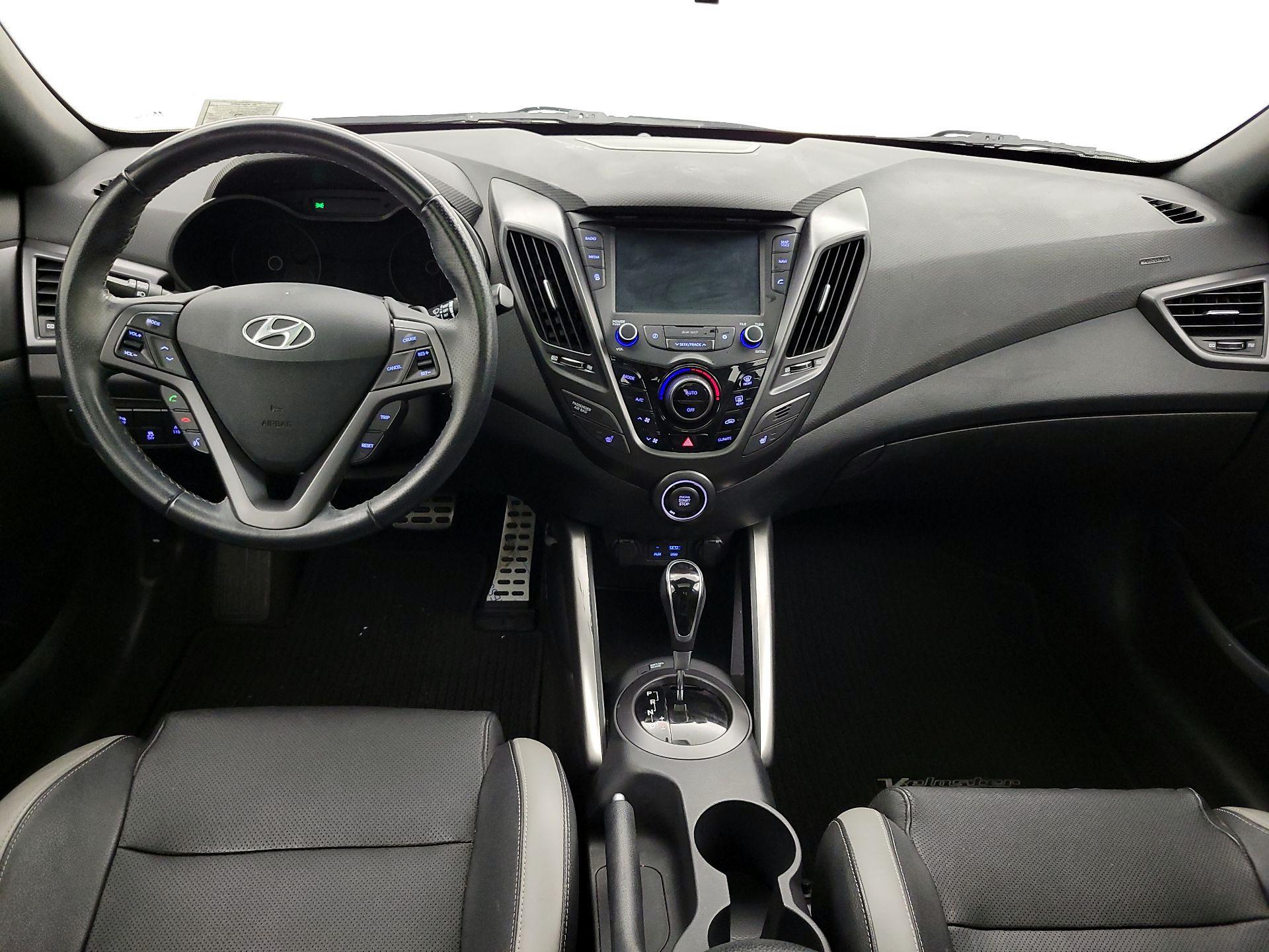 Thumbnail: 2017 Hyundai Veloster - 9