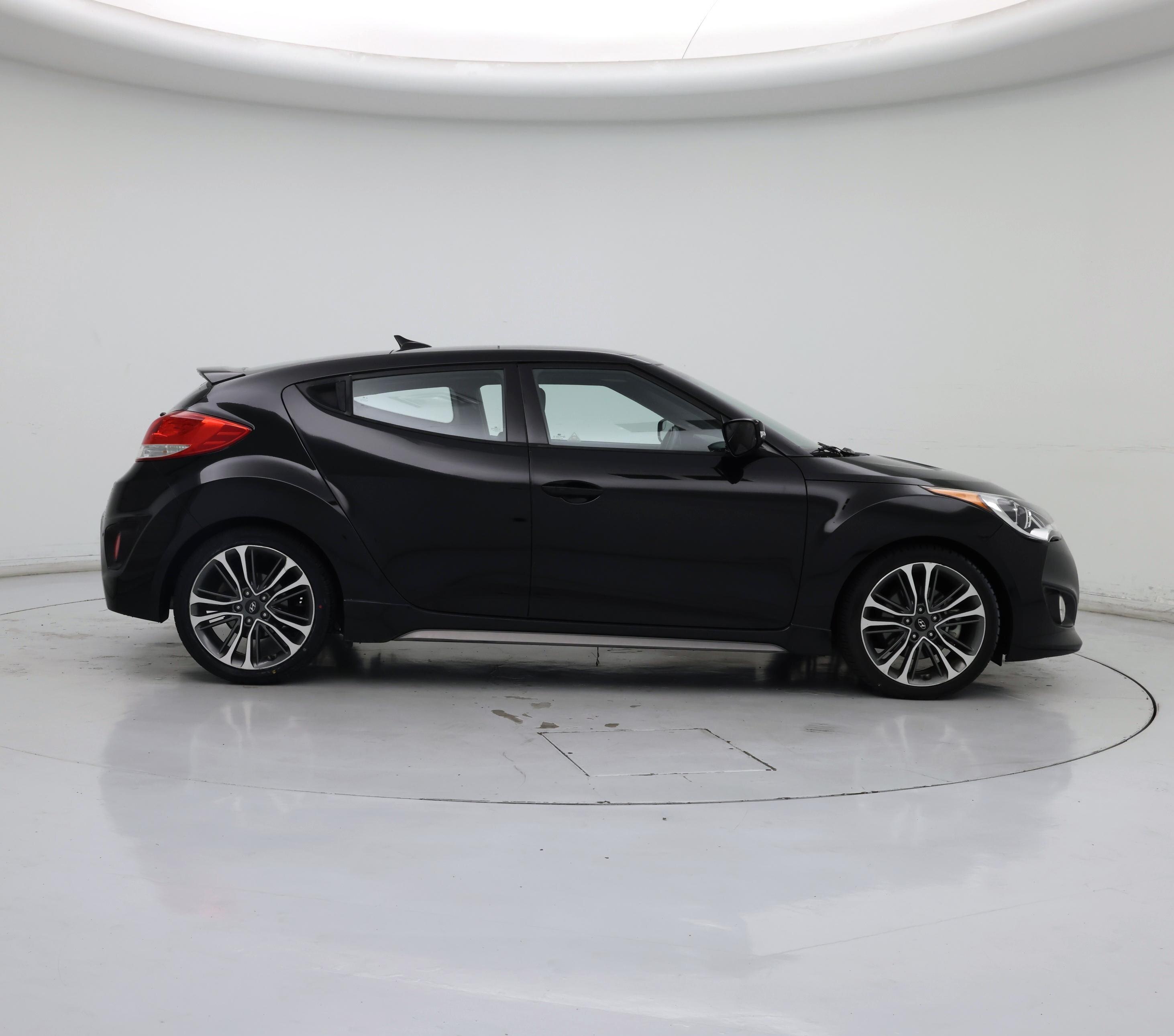 Thumbnail: 2017 Hyundai Veloster - 7
