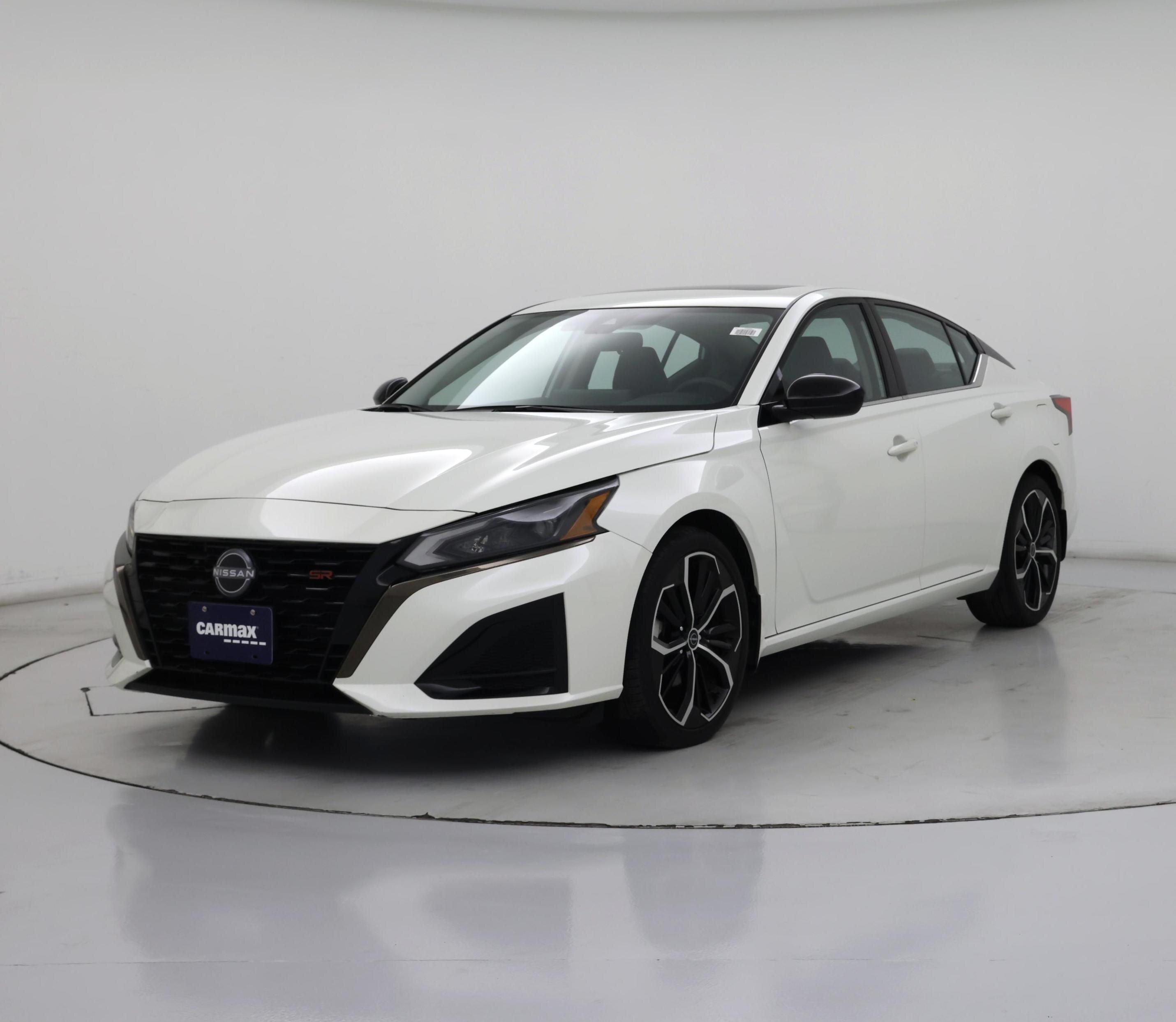 Thumbnail: 2023 Nissan Altima - 4