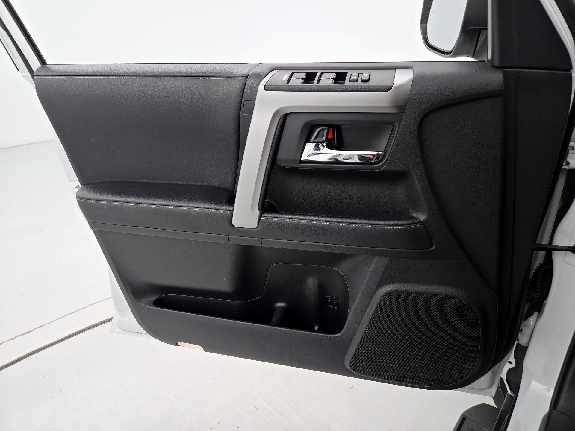 Thumbnail: 2024 Toyota 4Runner - 10