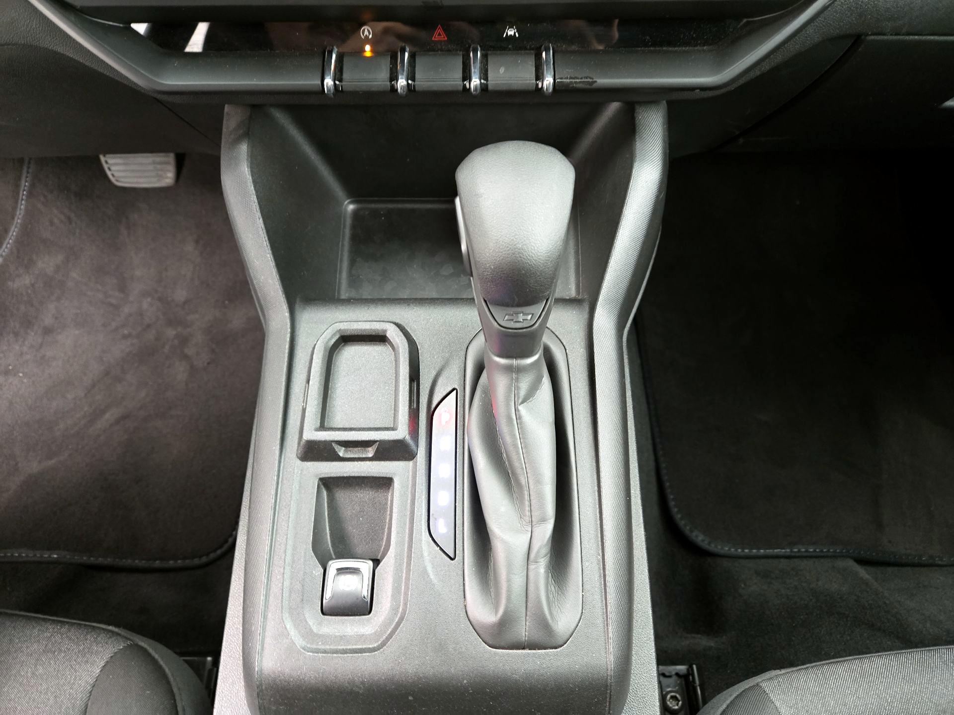 Thumbnail: 2023 Chevrolet Colorado - 17