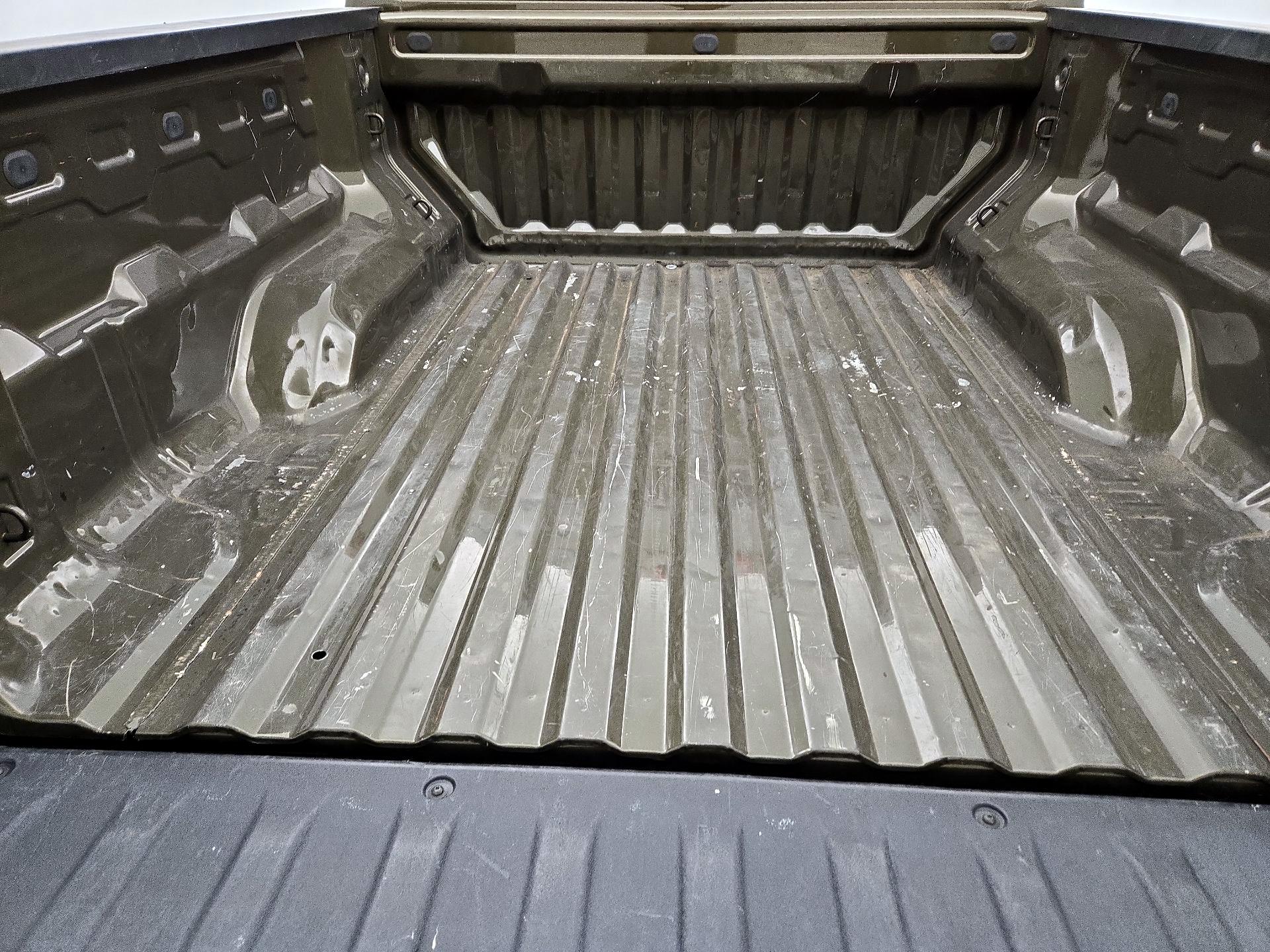 Thumbnail: 2023 Chevrolet Colorado - 20