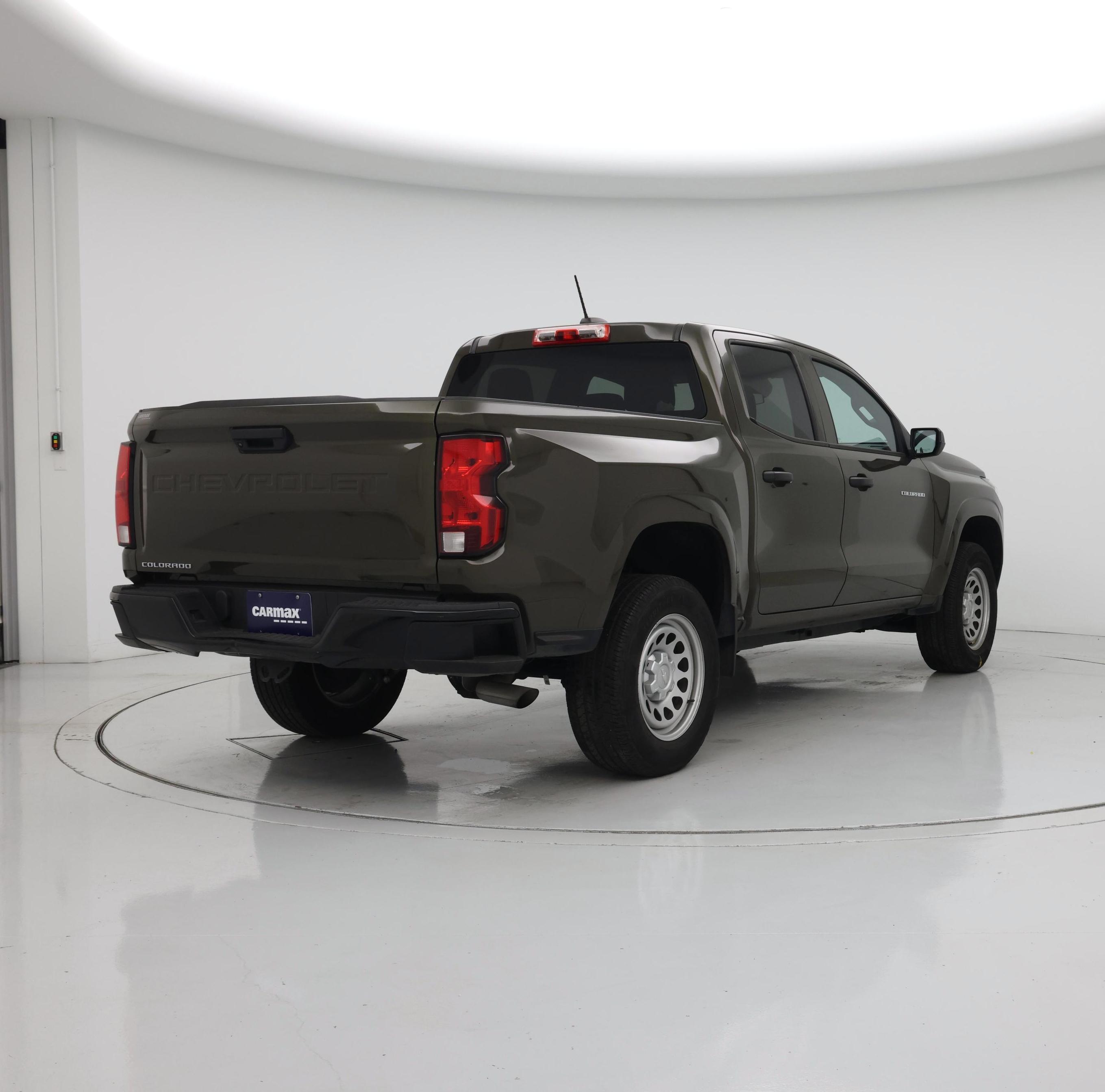 Thumbnail: 2023 Chevrolet Colorado - 8