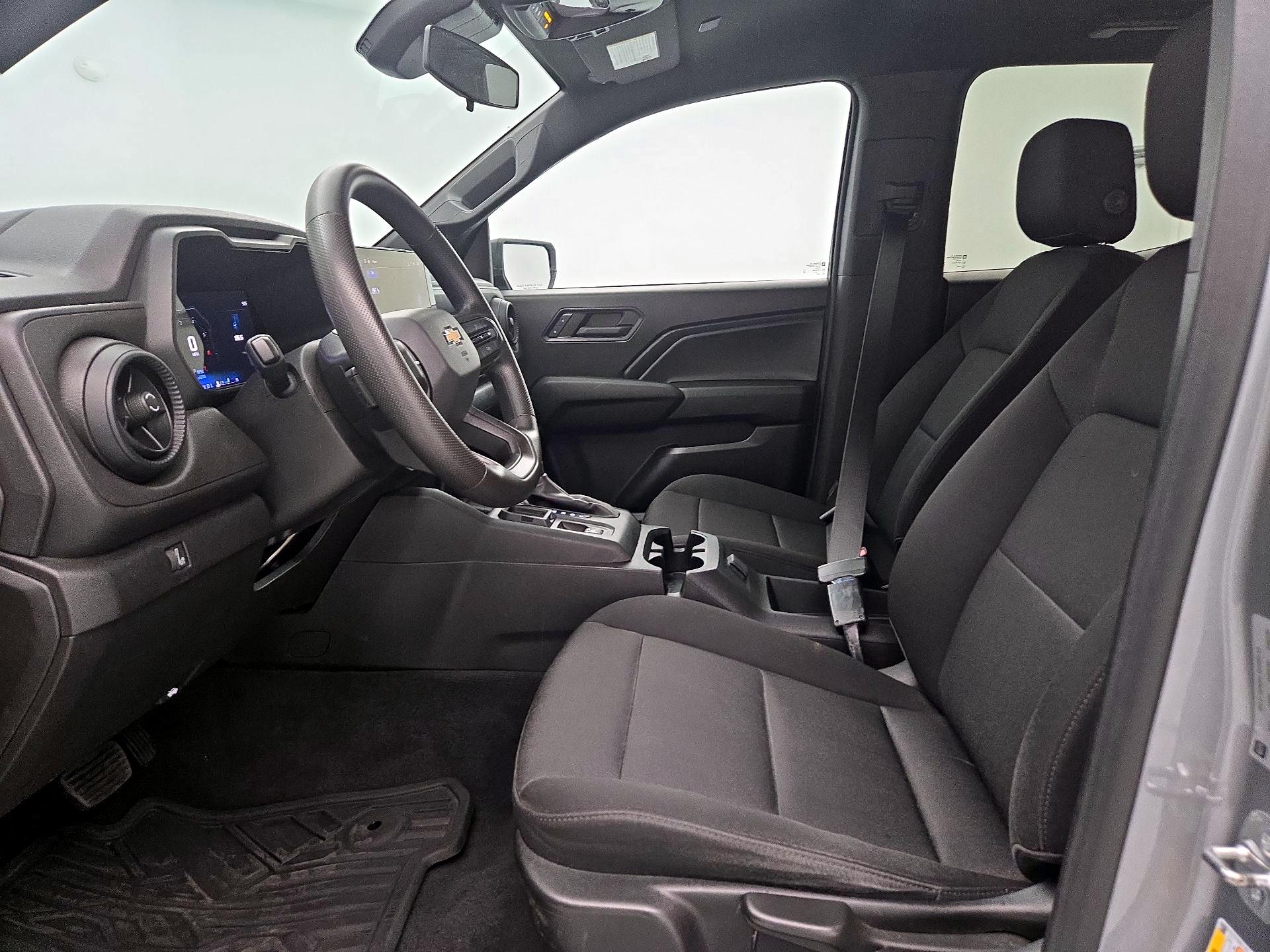 Thumbnail: 2024 Chevrolet Colorado - 11