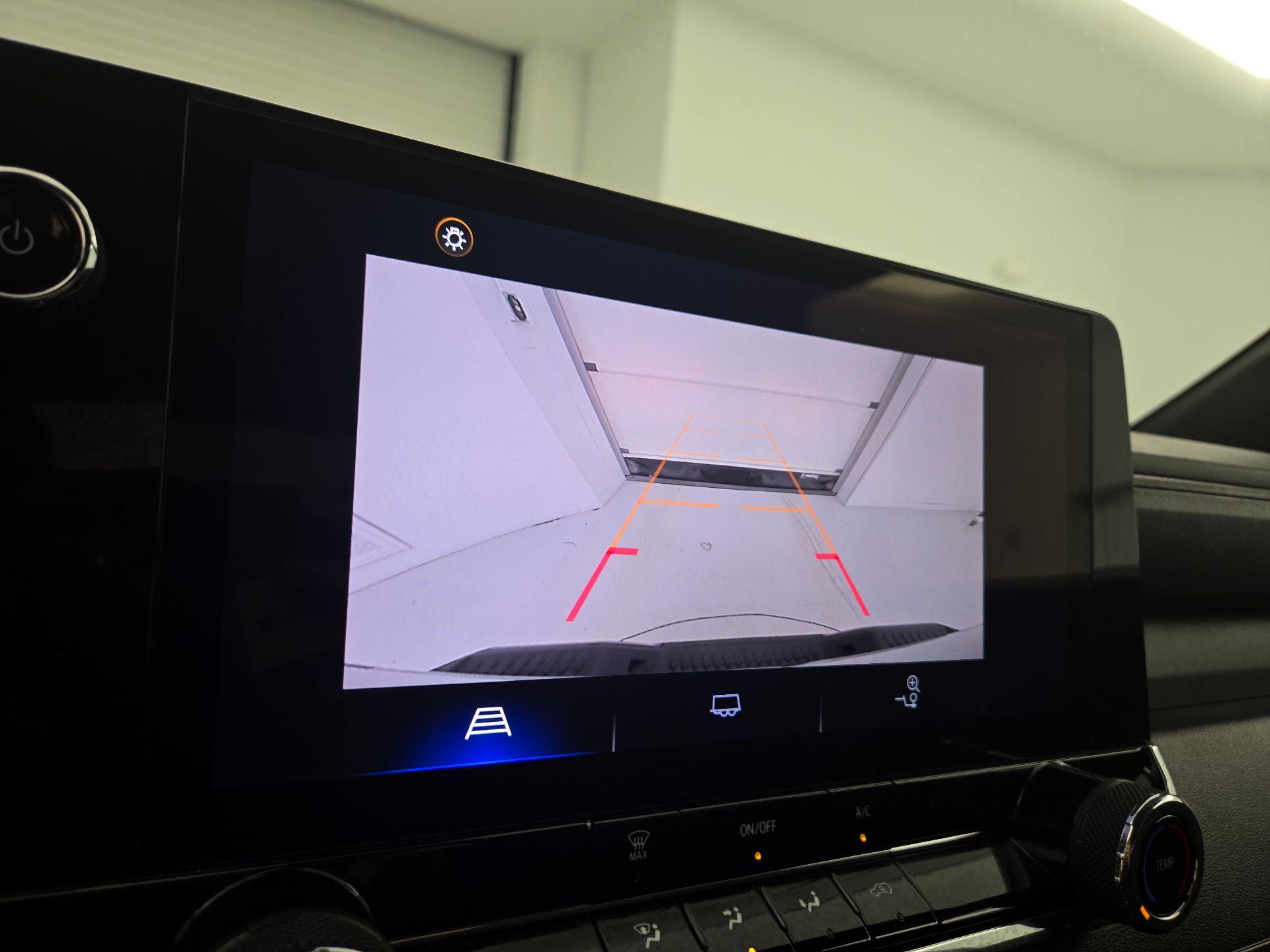 Thumbnail: 2024 Chevrolet Colorado - 14