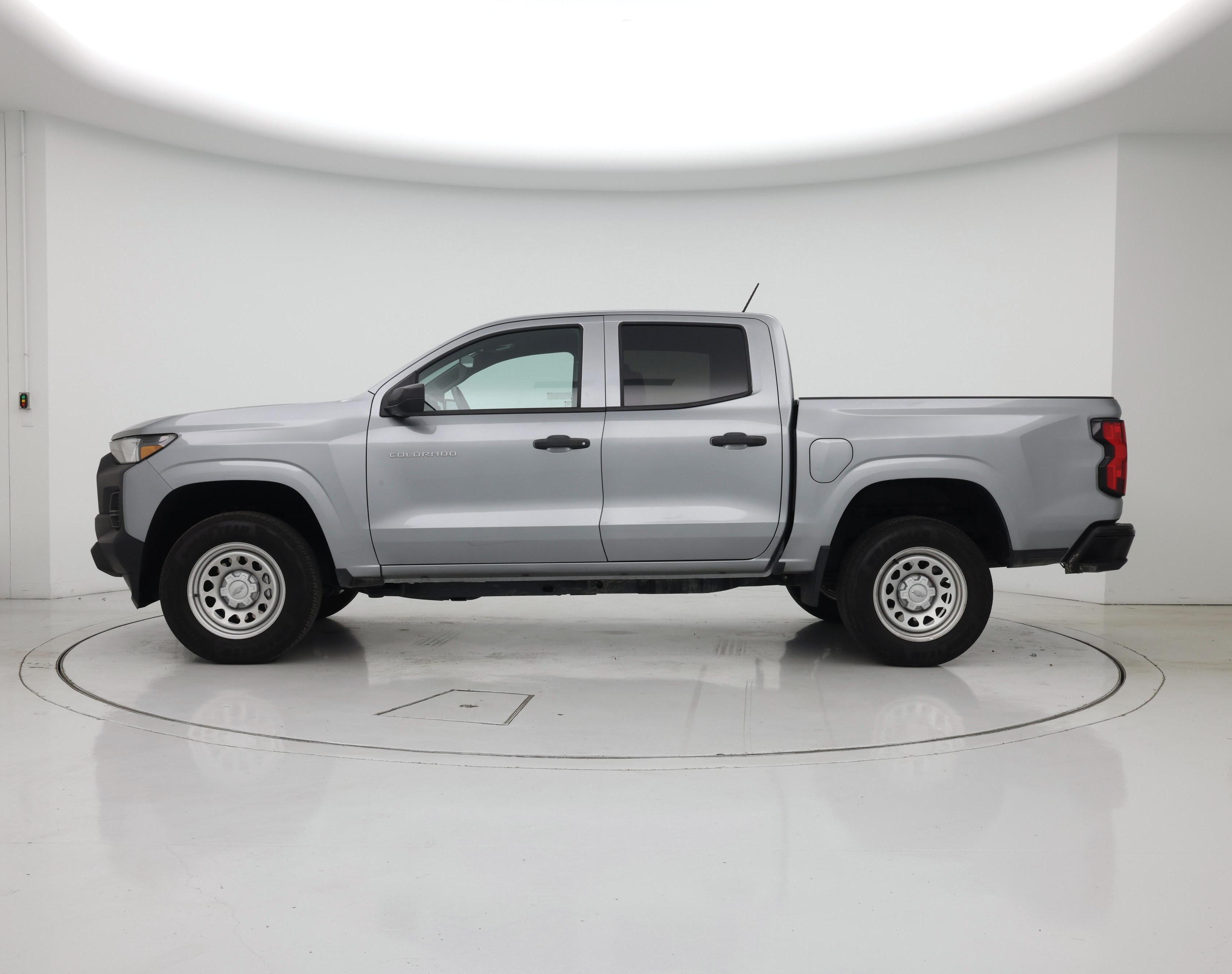 Thumbnail: 2024 Chevrolet Colorado - 3