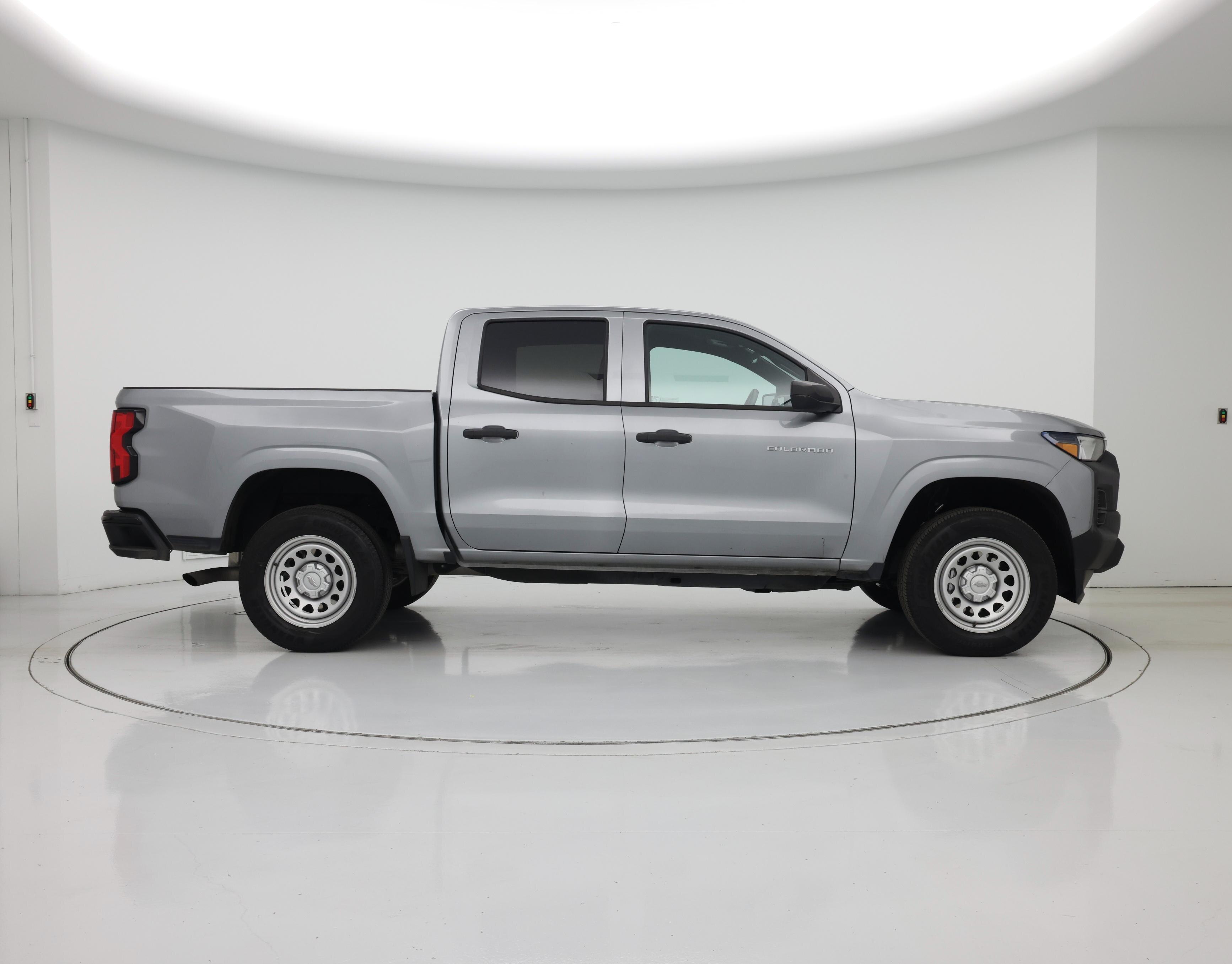 Thumbnail: 2023 Chevrolet Colorado - 7