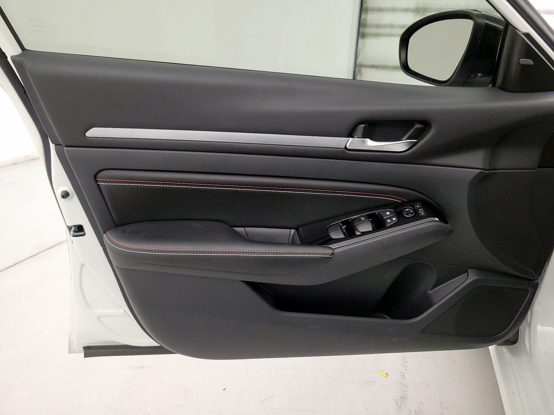 Thumbnail: 2023 Nissan Altima - 12