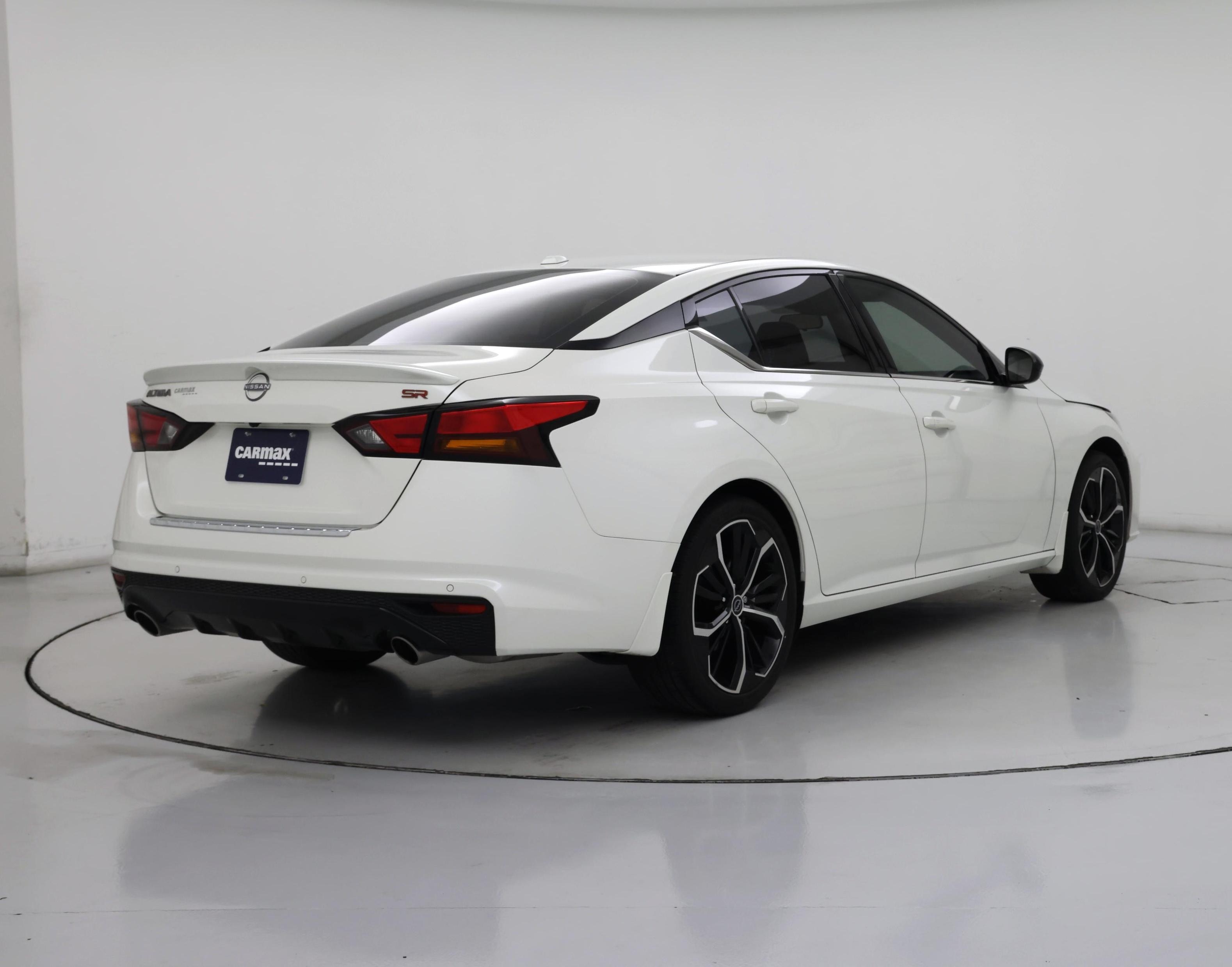 Thumbnail: 2023 Nissan Altima - 8