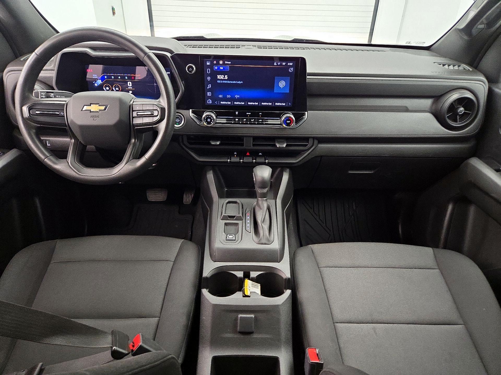 Thumbnail: 2024 Chevrolet Colorado - 9