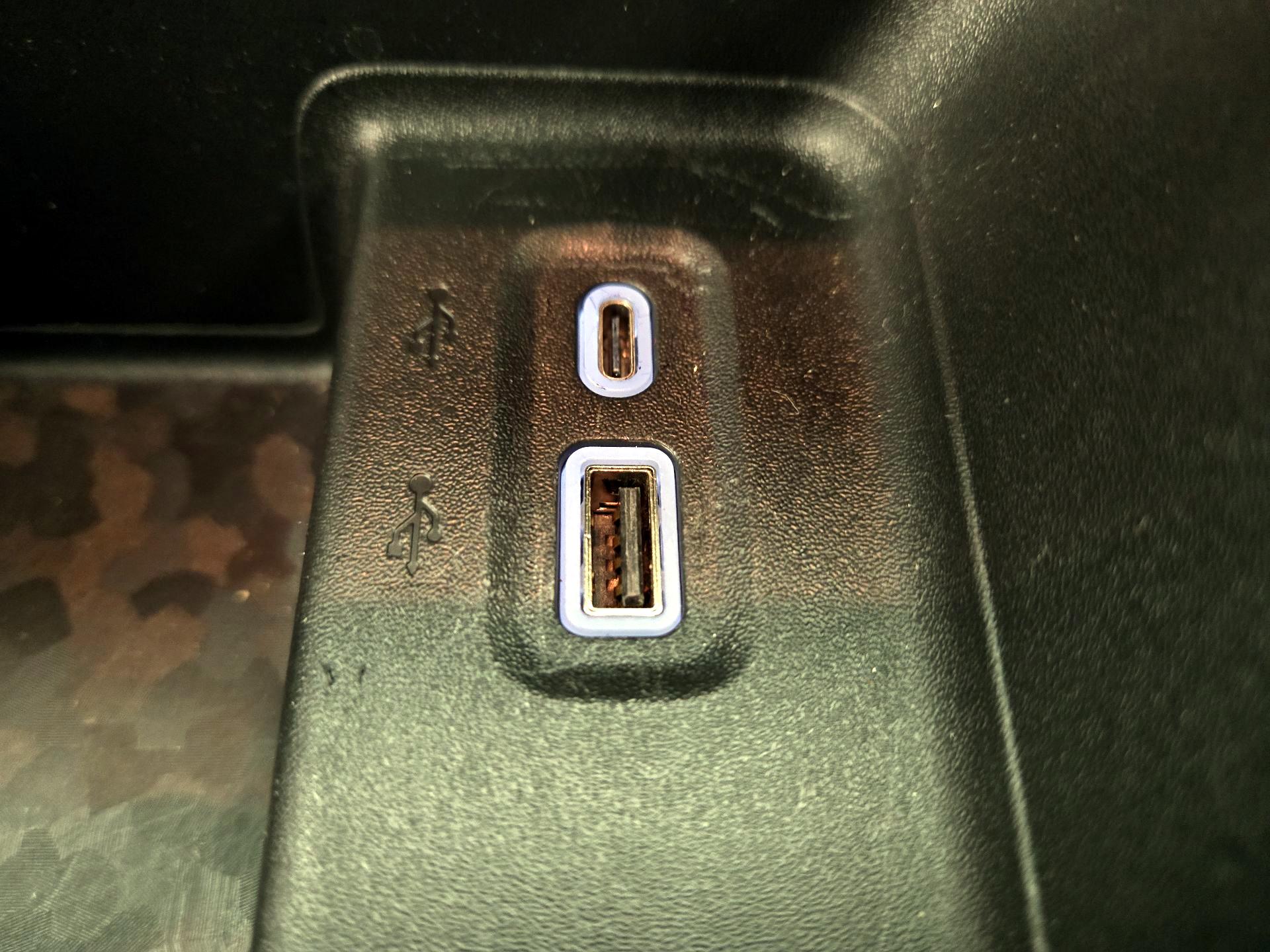 Thumbnail: 2024 Chevrolet Colorado - 17