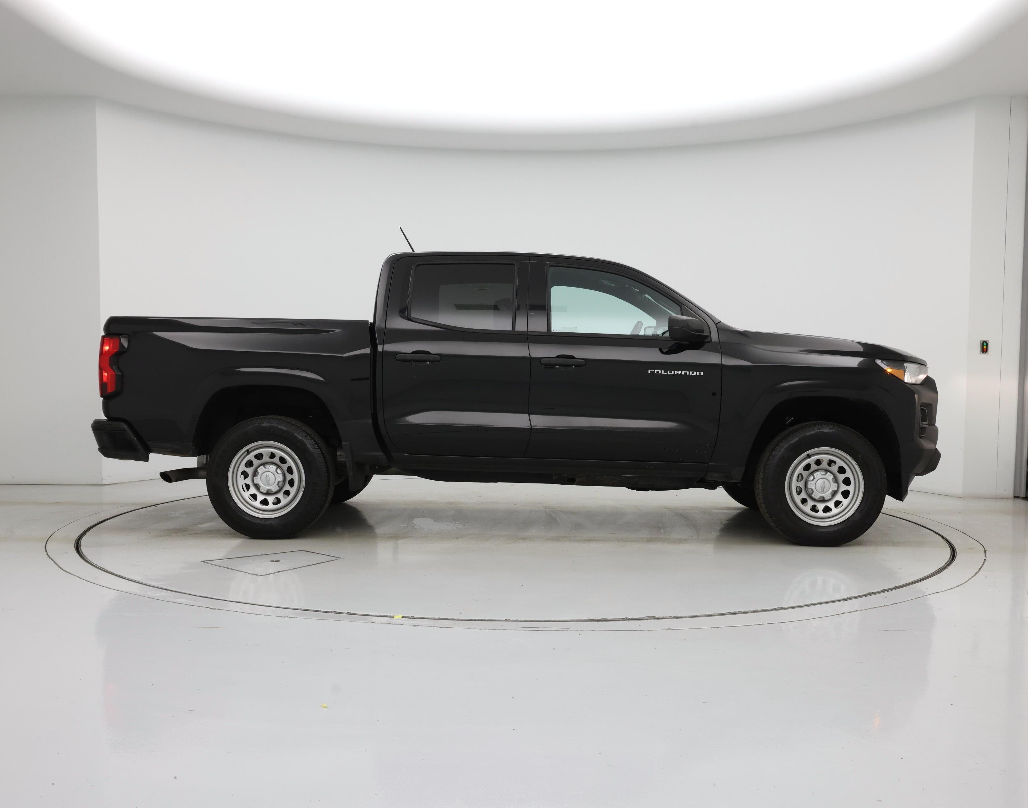 Thumbnail: 2024 Chevrolet Colorado - 7