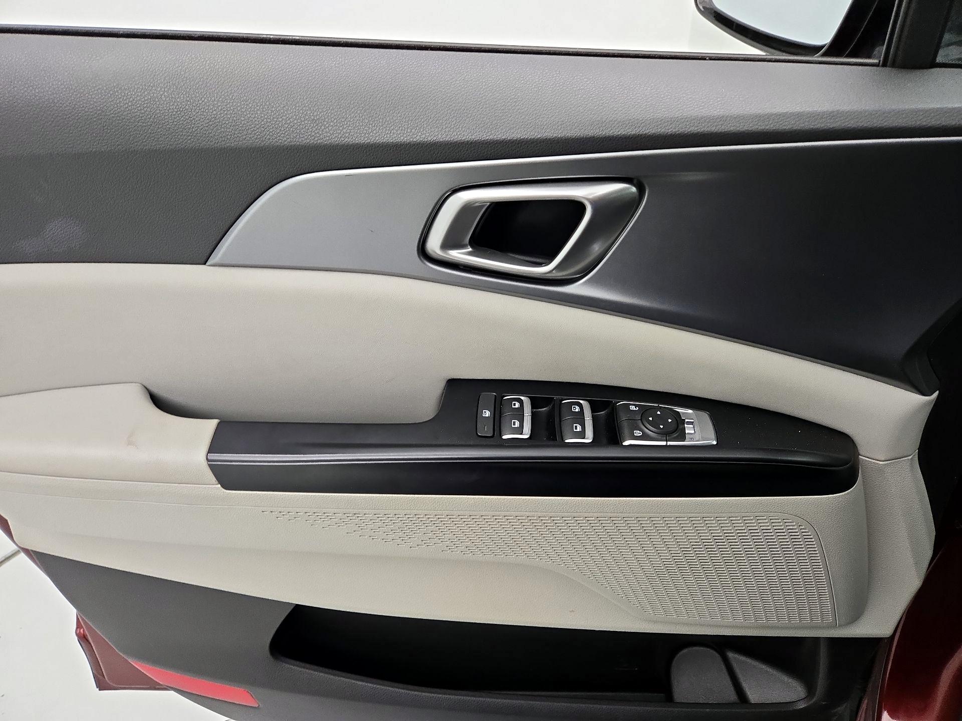 Thumbnail: 2024 Kia Carnival - 12