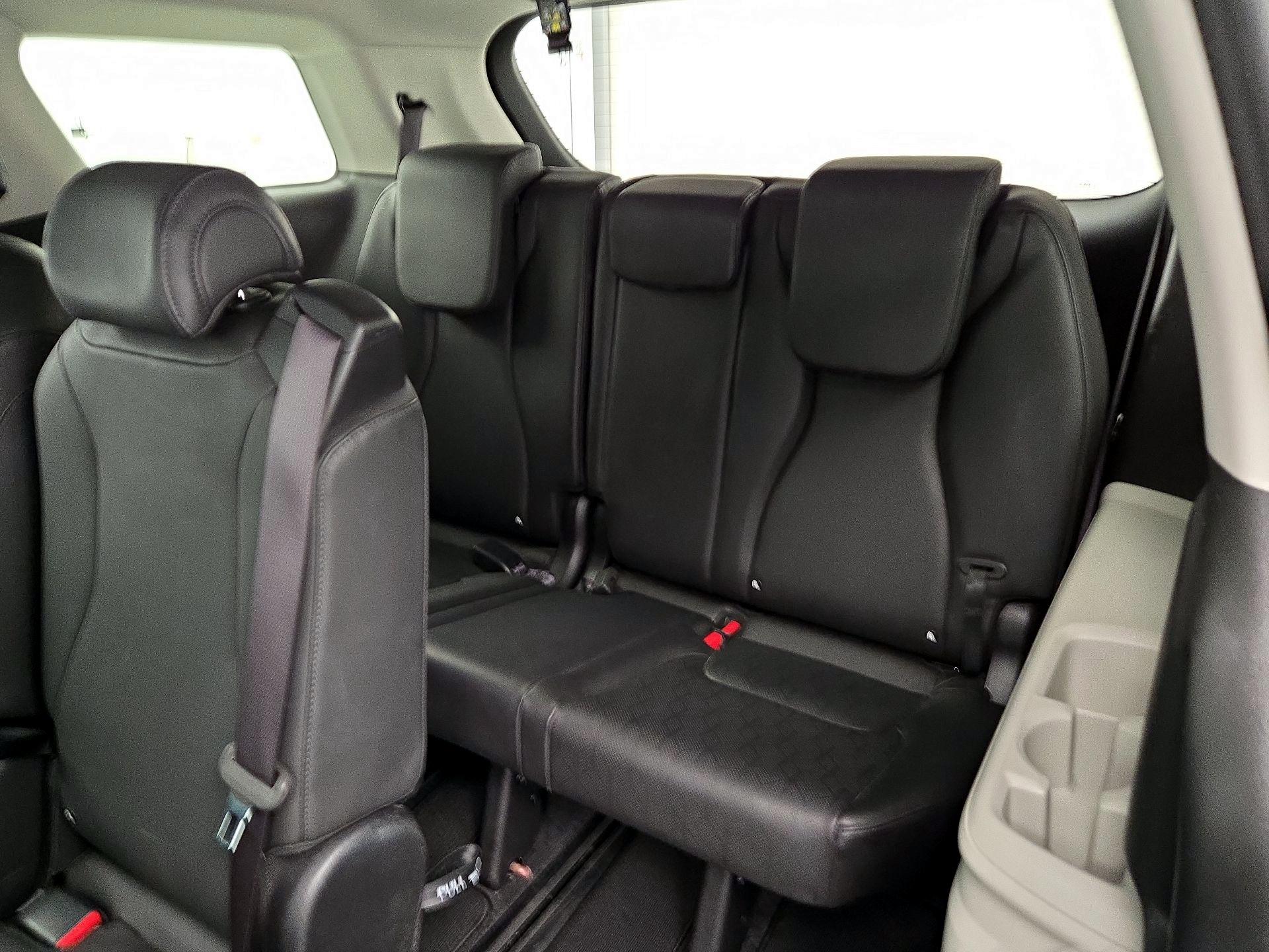 Thumbnail: 2024 Kia Carnival - 20