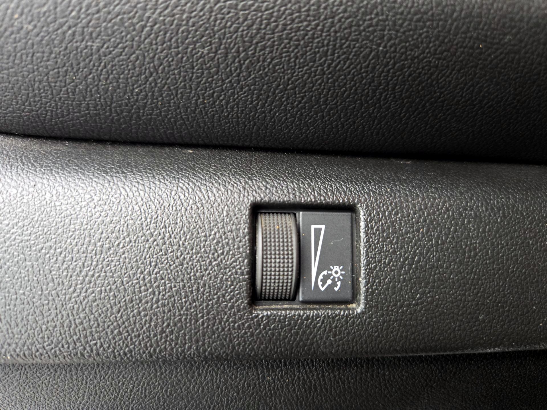 Thumbnail: 2023 Chevrolet Colorado - 13