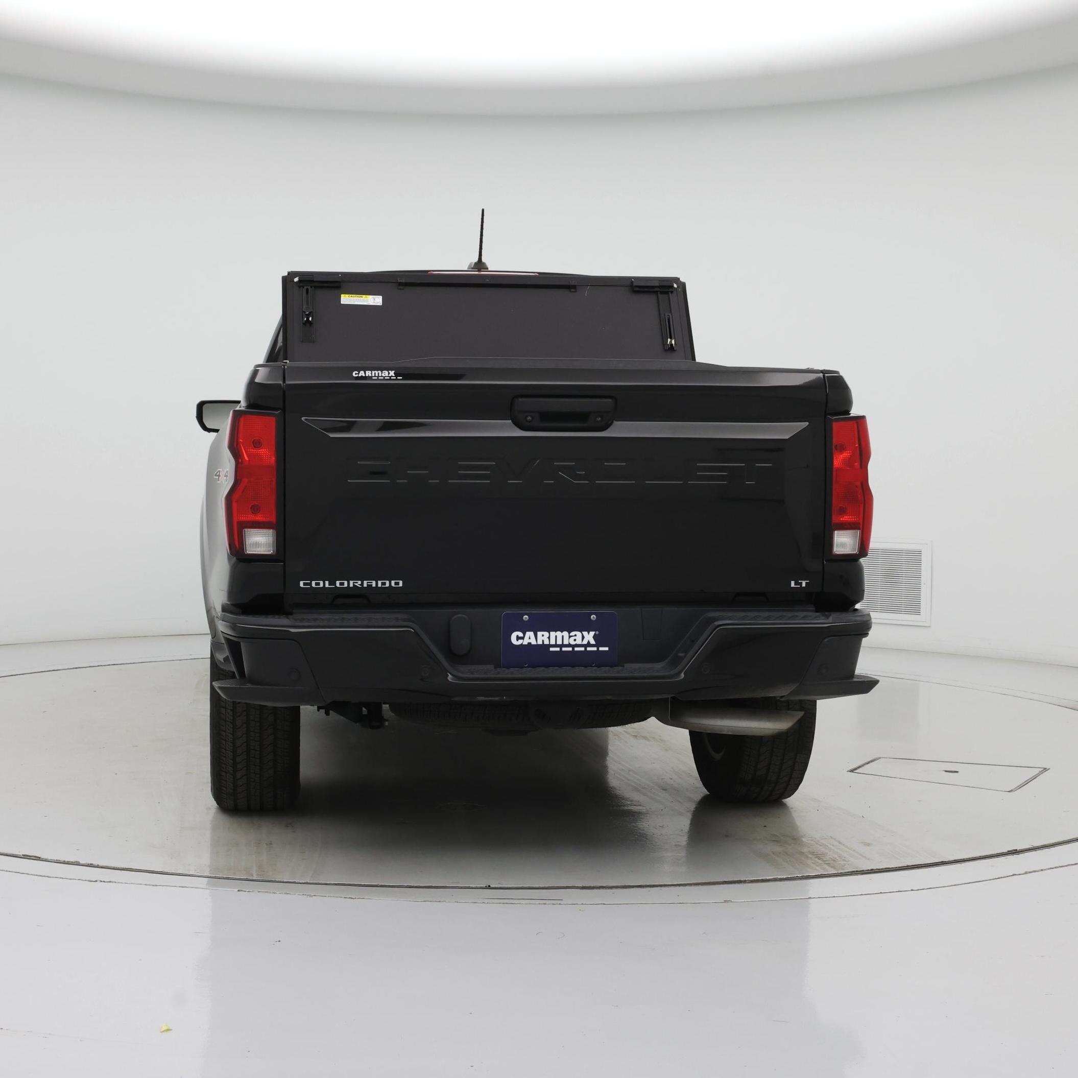 Thumbnail: 2023 Chevrolet Colorado - 6