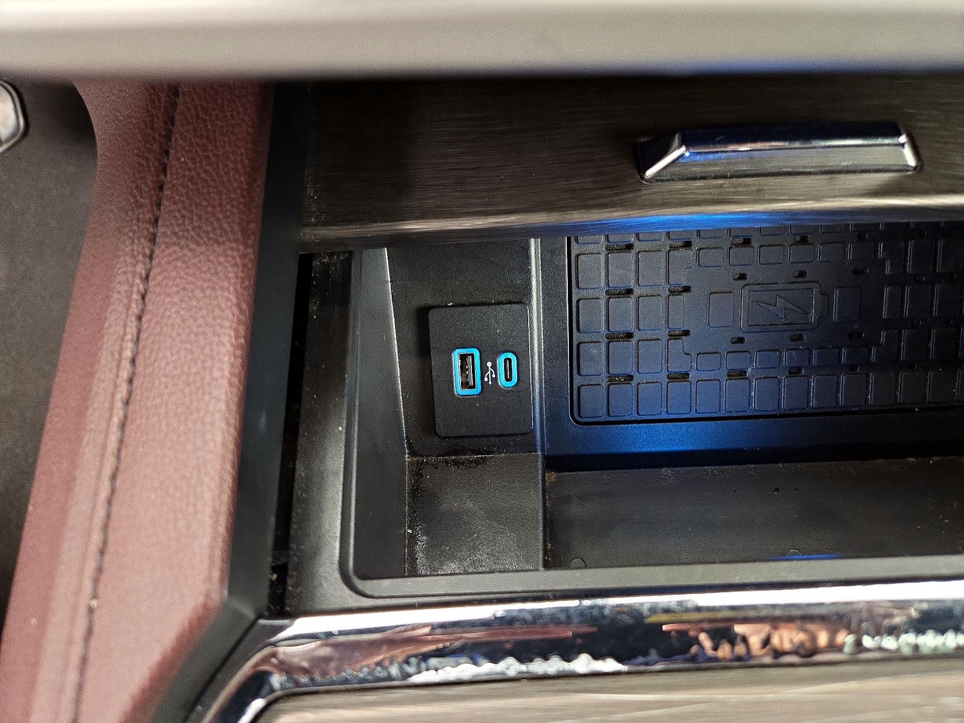 Thumbnail: 2023 Ford Expedition - 19