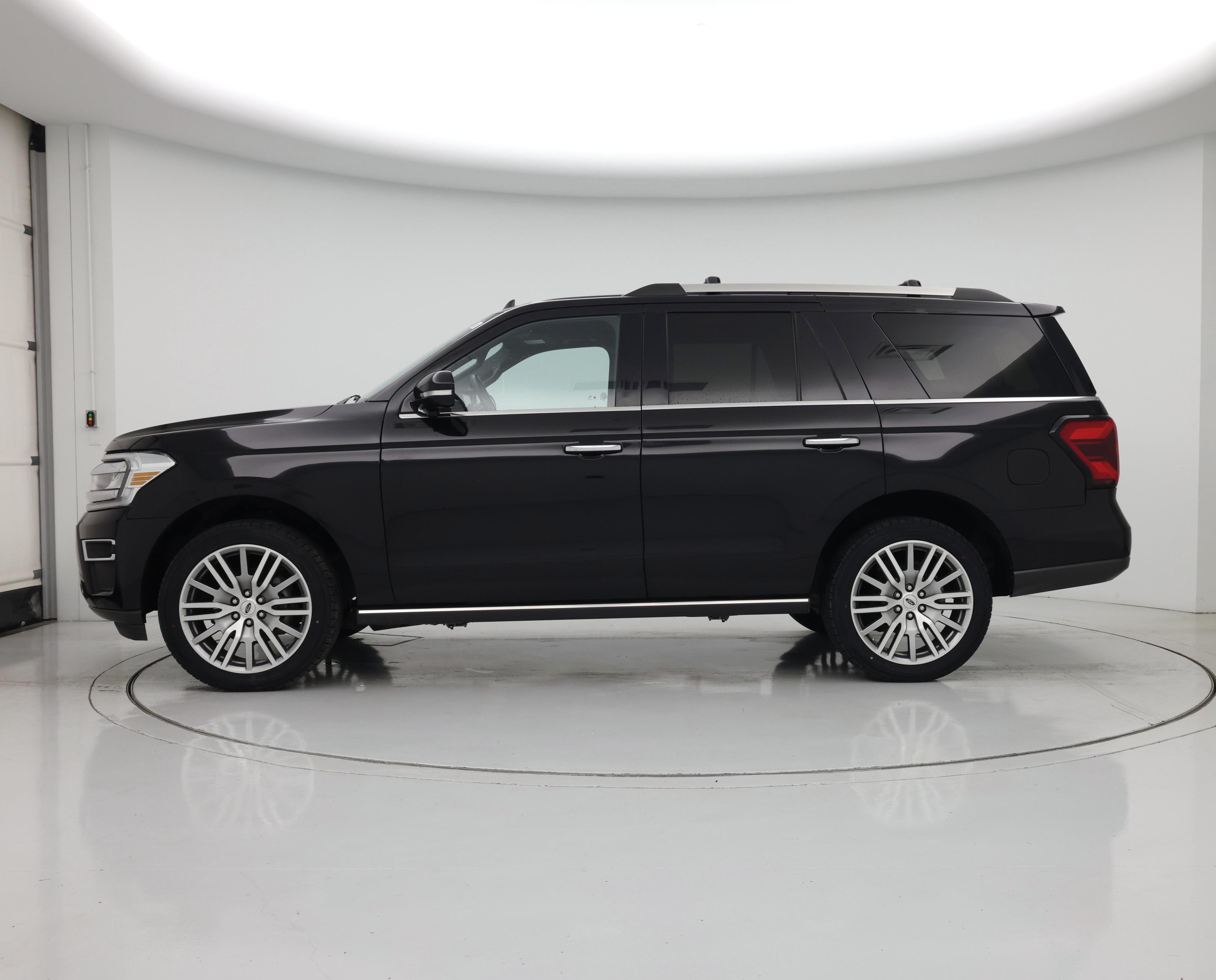 Thumbnail: 2023 Ford Expedition - 3