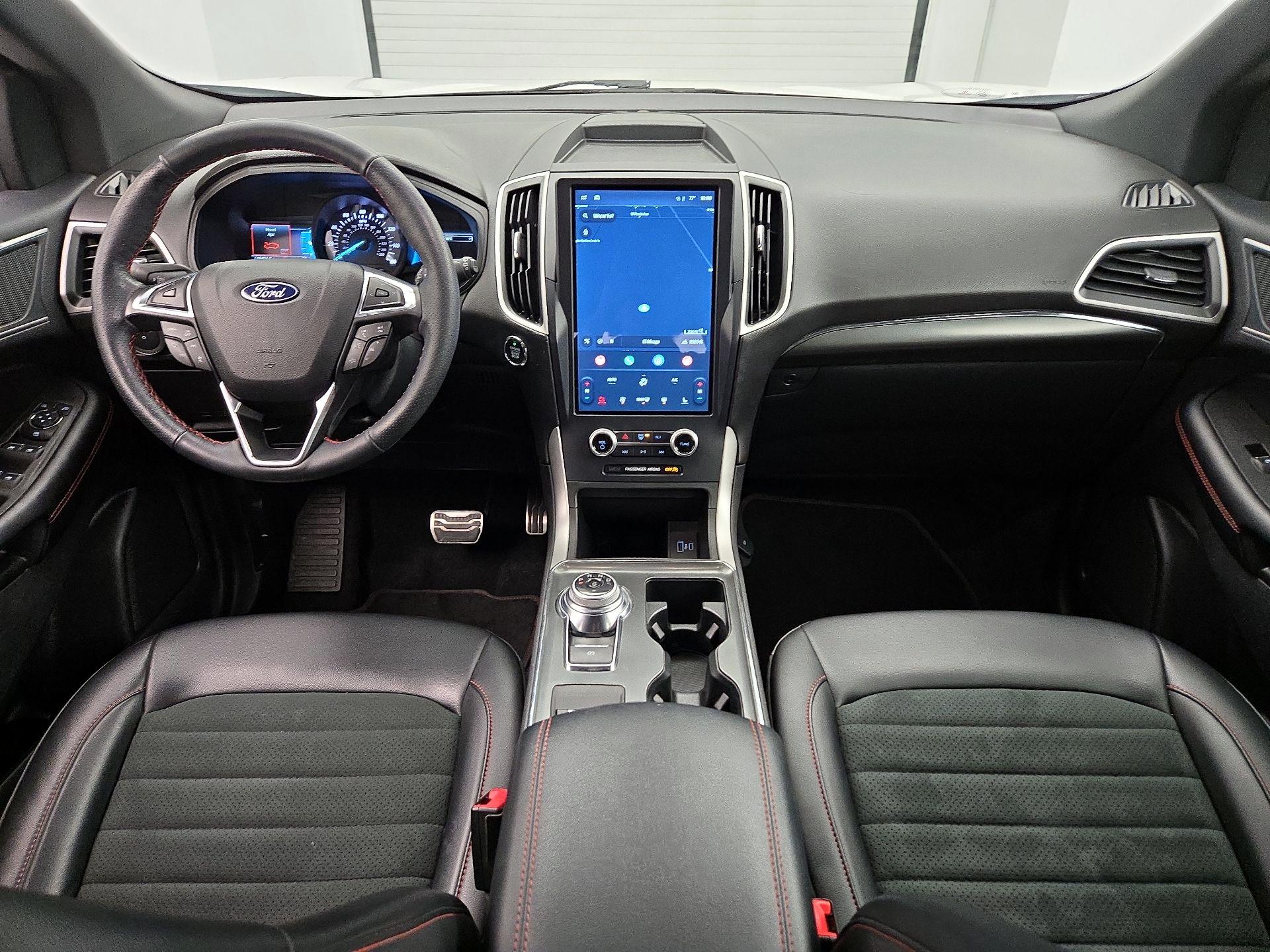 Thumbnail: 2022 Ford Edge - 9