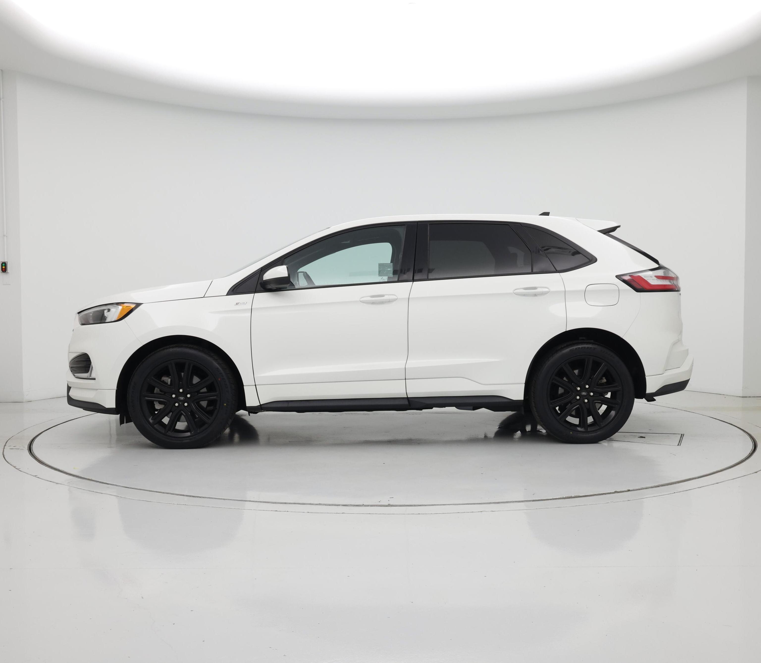 Thumbnail: 2022 Ford Edge - 3