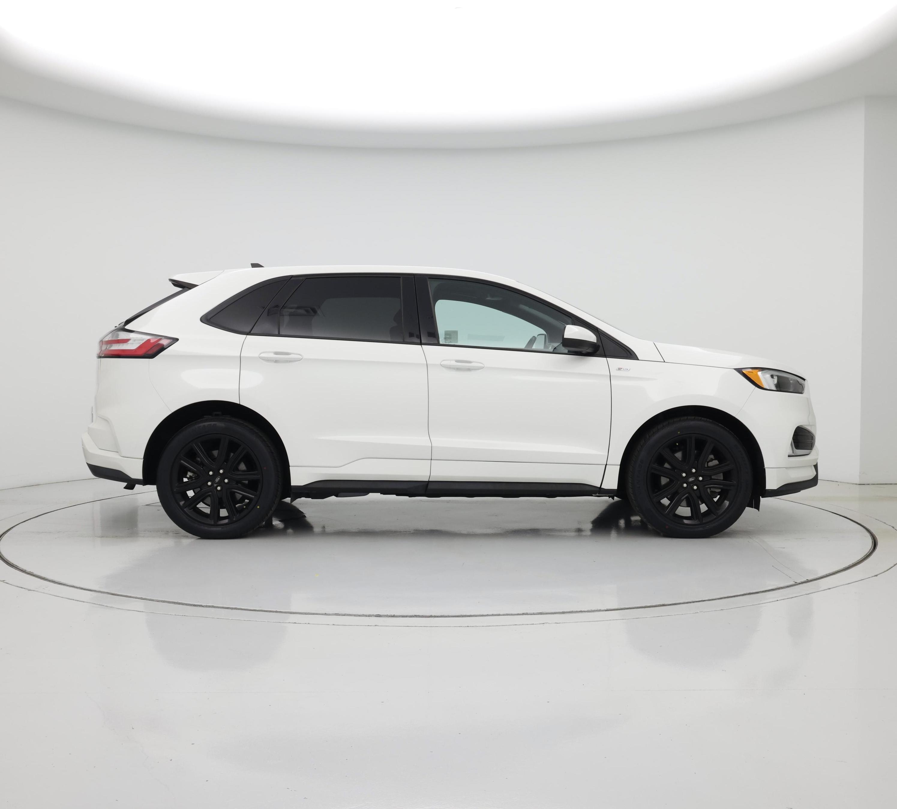 Thumbnail: 2022 Ford Edge - 7