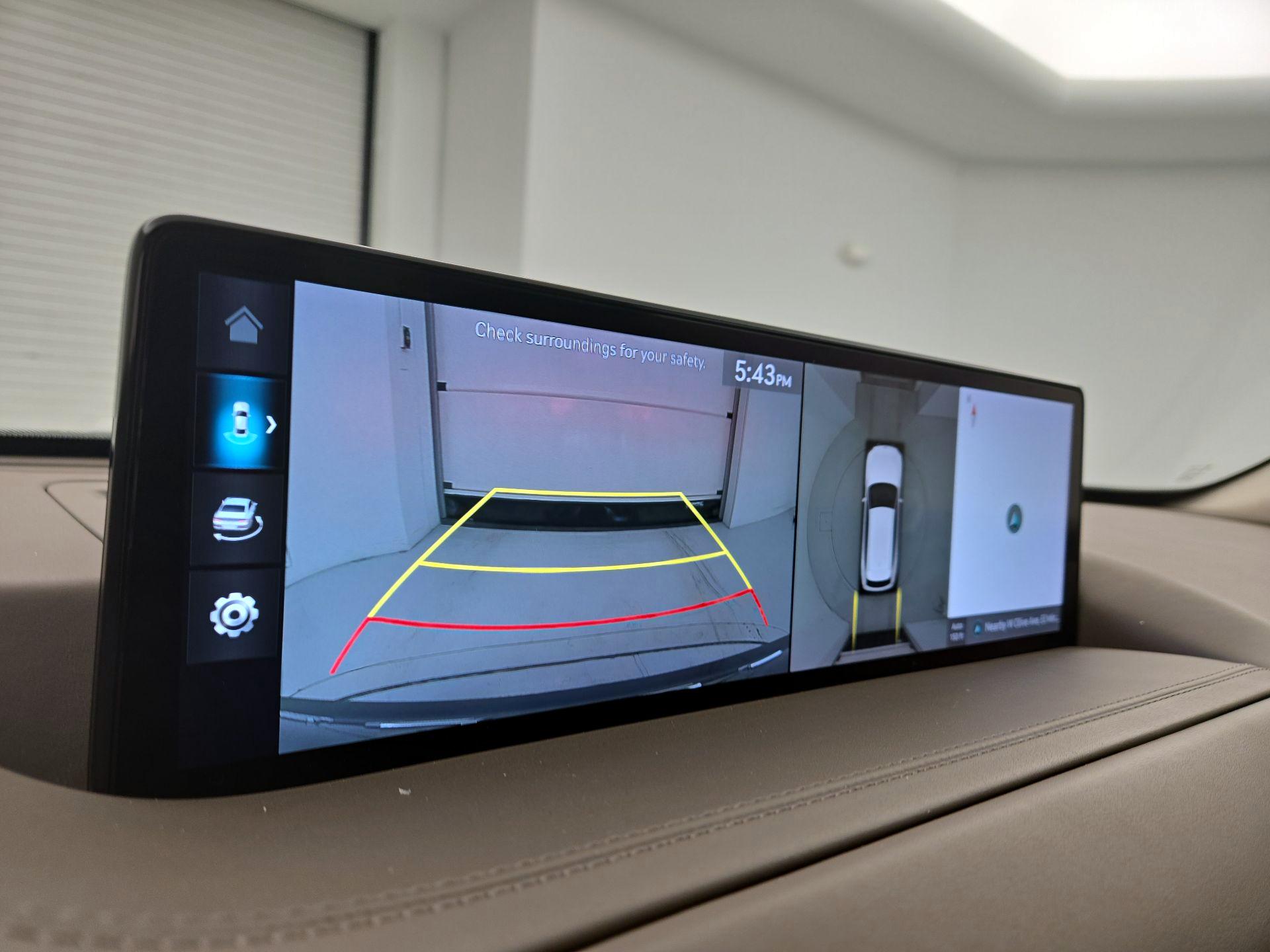 Thumbnail: 2023 Genesis GV80 - 15