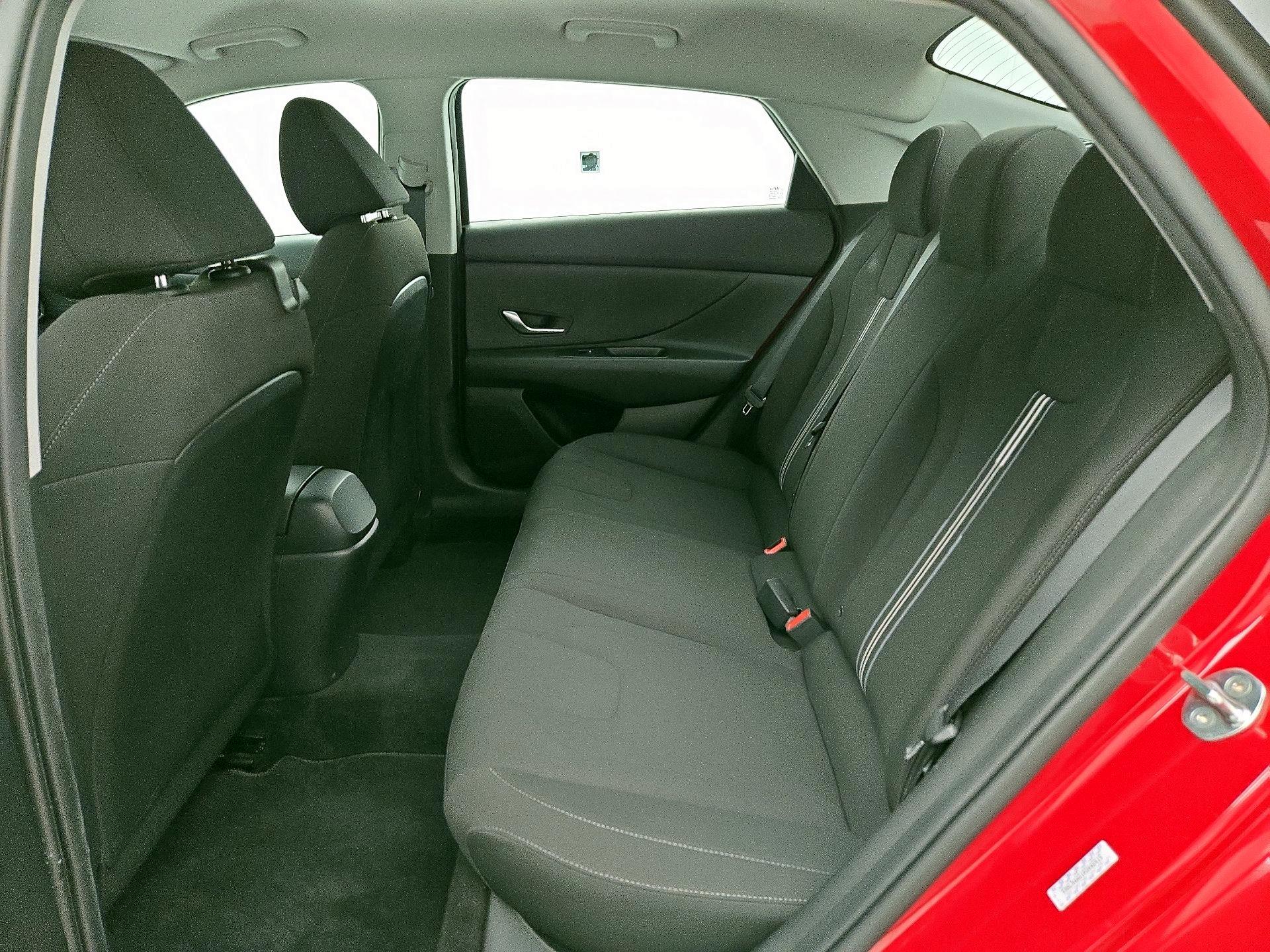 Thumbnail: 2023 Hyundai Elantra - 19