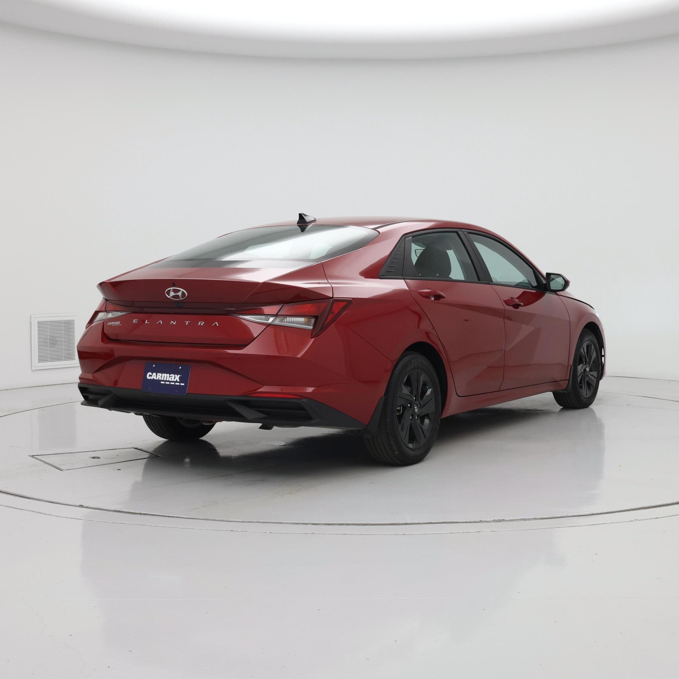 Thumbnail: 2023 Hyundai Elantra - 8