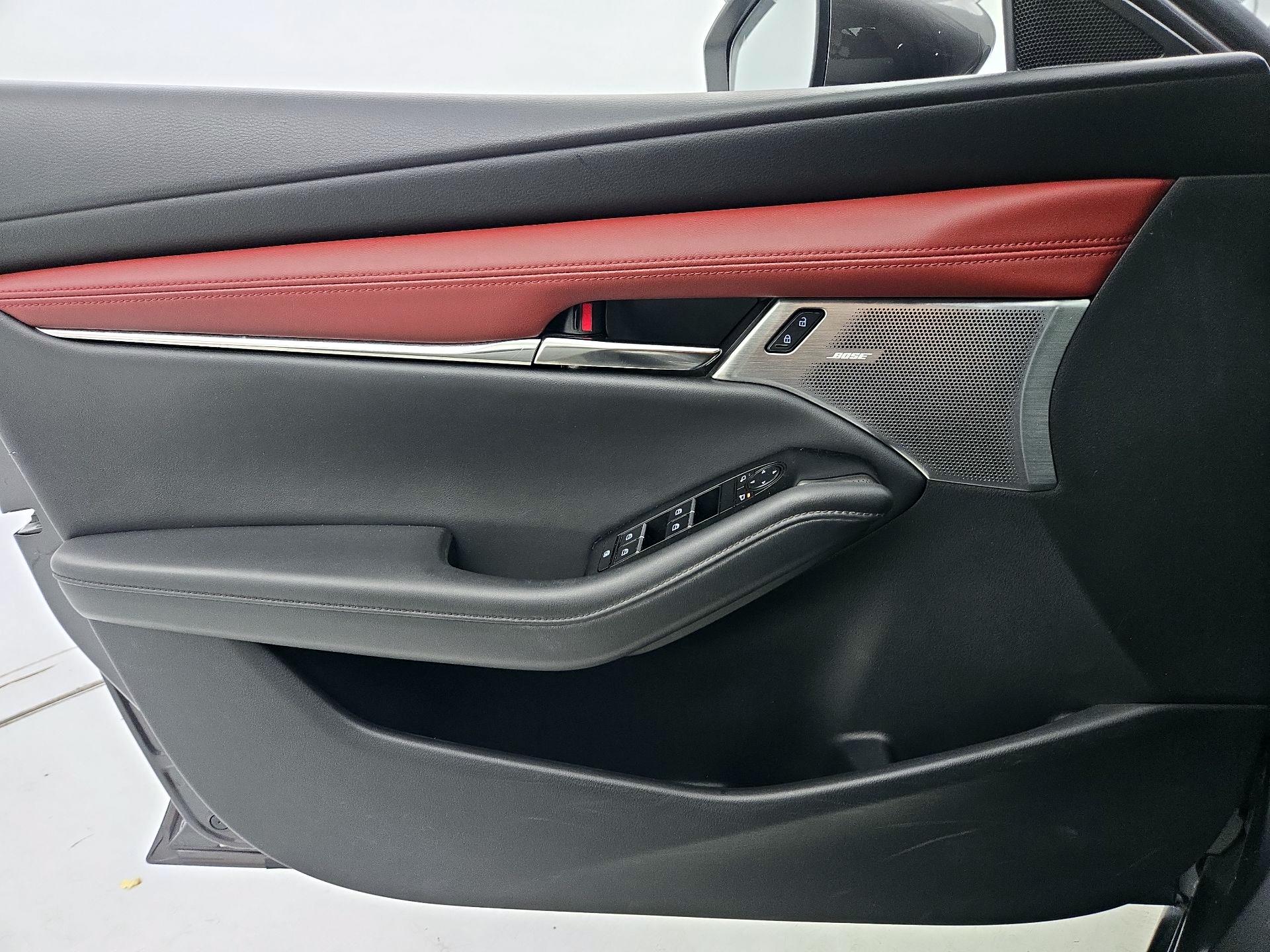 Thumbnail: 2021 Mazda Mazda3 - 12