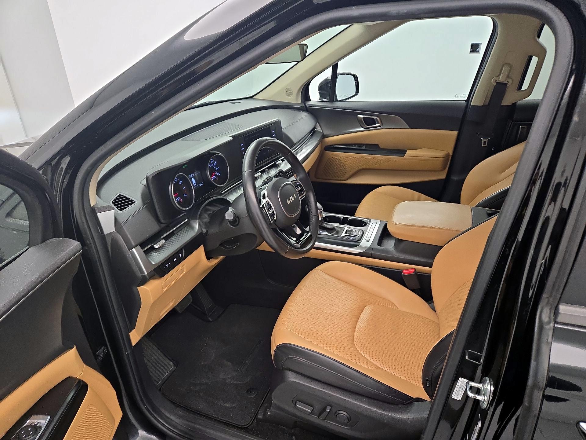 Thumbnail: 2024 Kia Carnival - 11