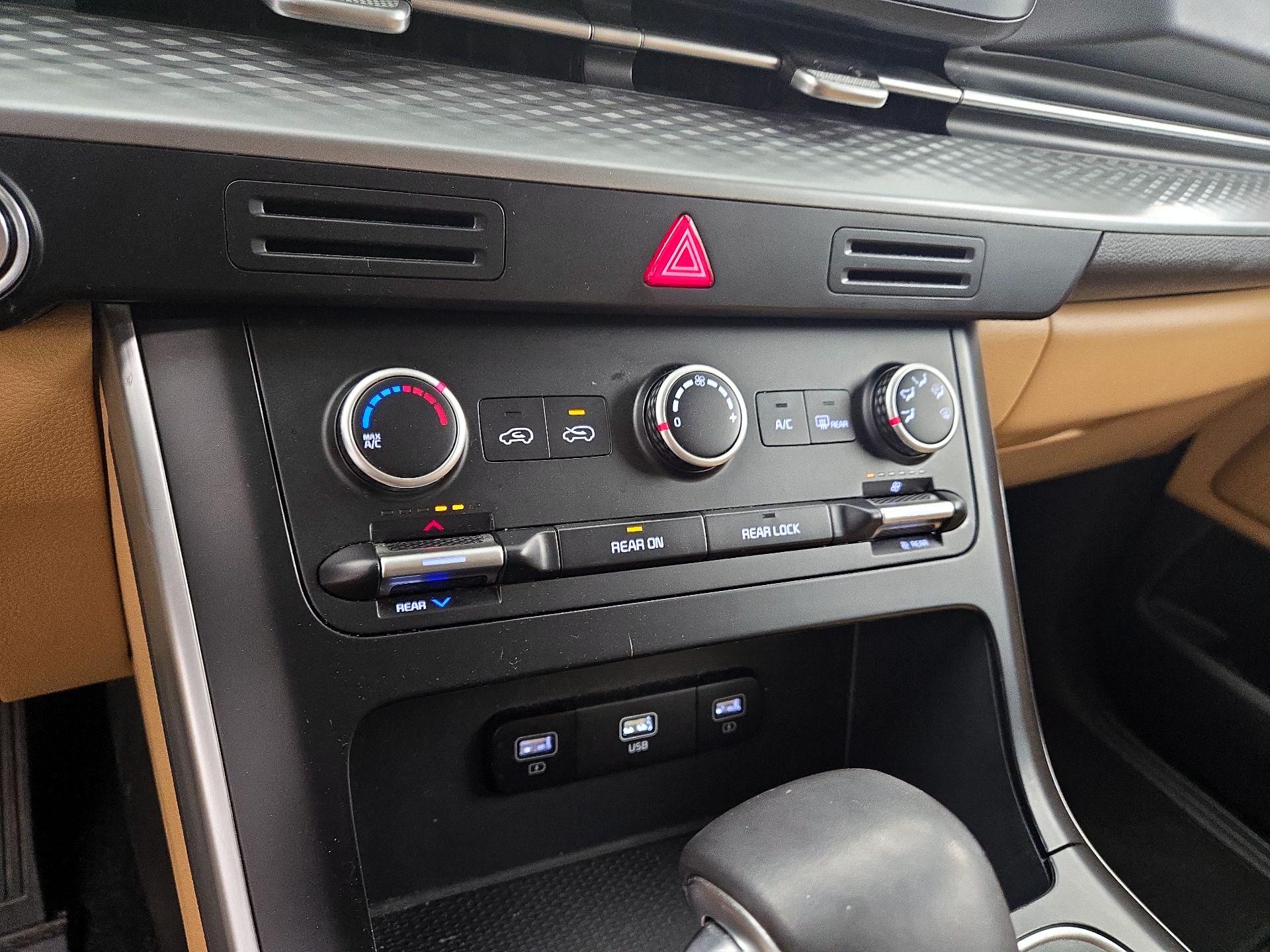 Thumbnail: 2024 Kia Carnival - 16