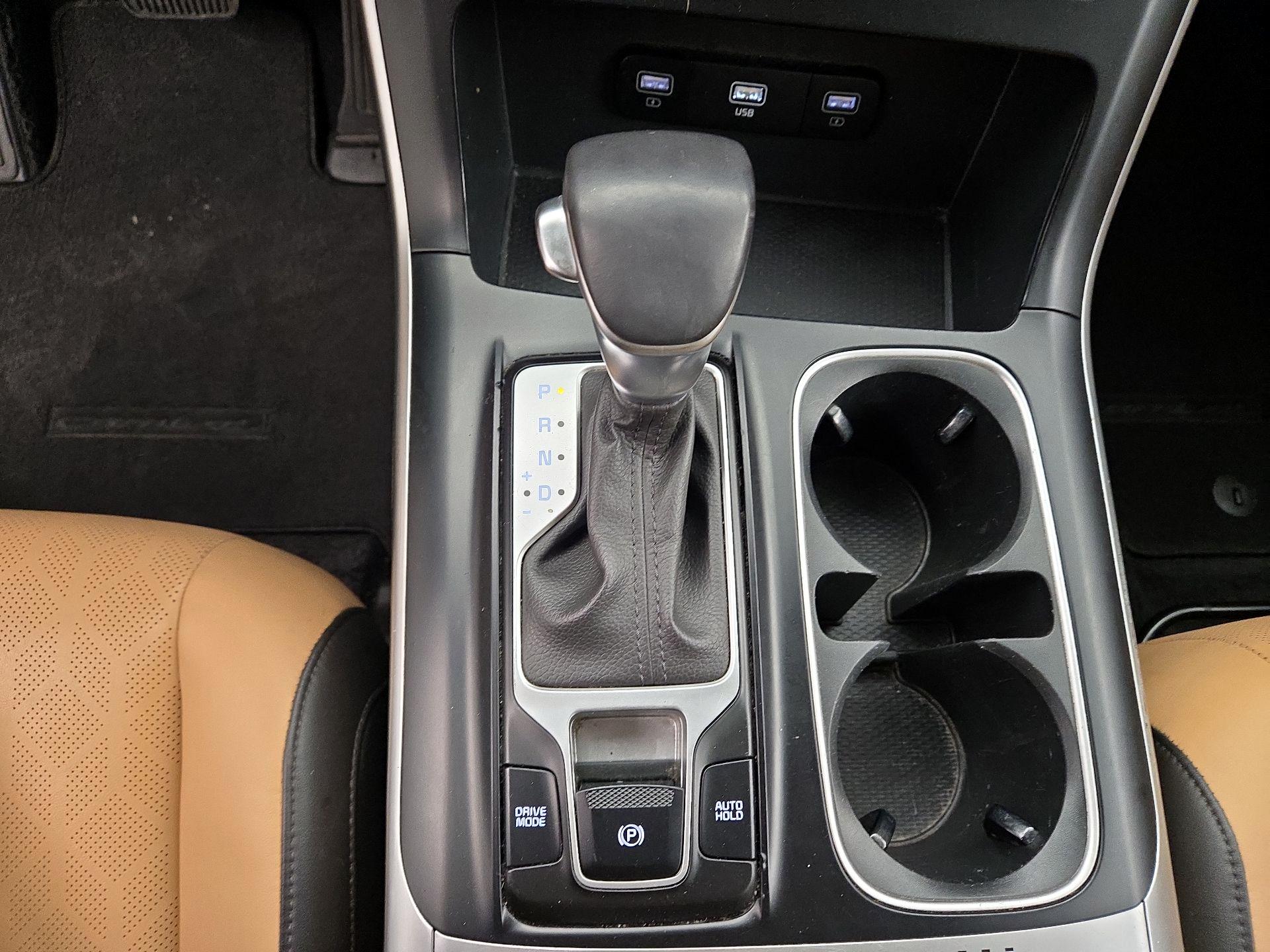 Thumbnail: 2024 Kia Carnival - 17