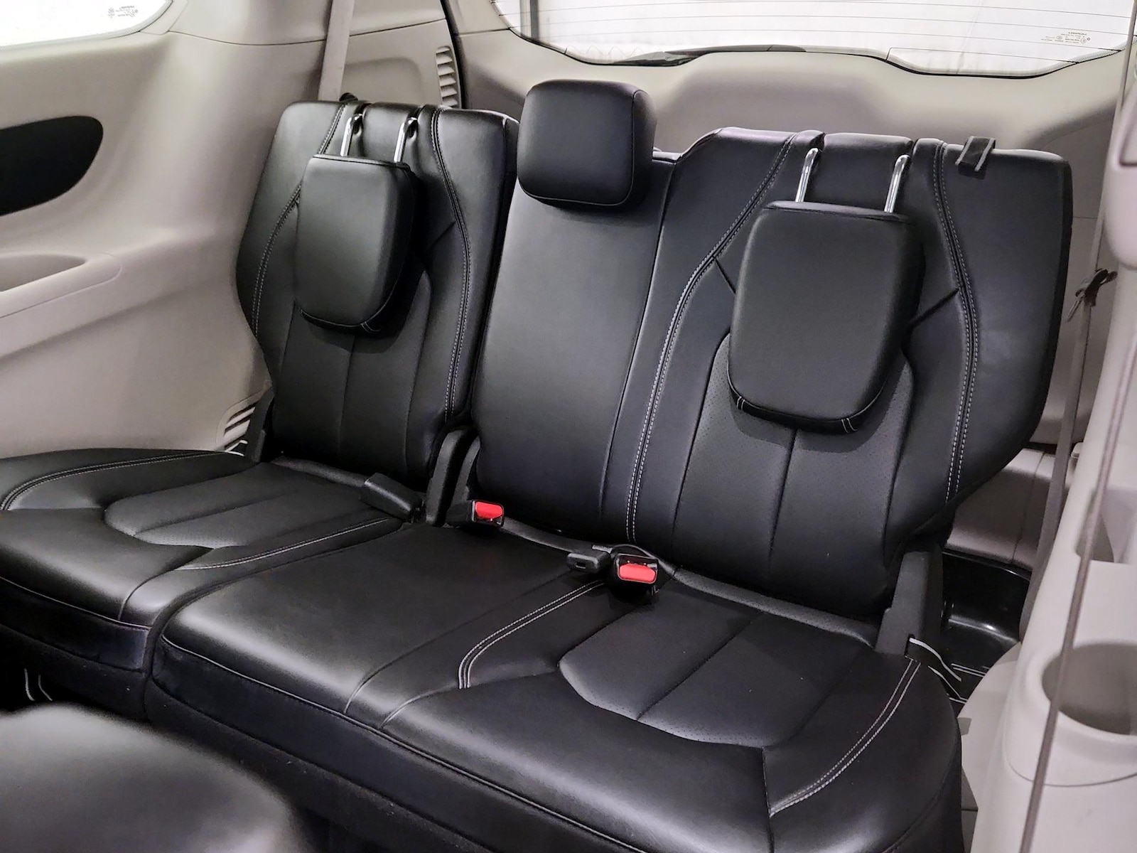 2024 Chrysler Pacifica Touring L - Photo 21