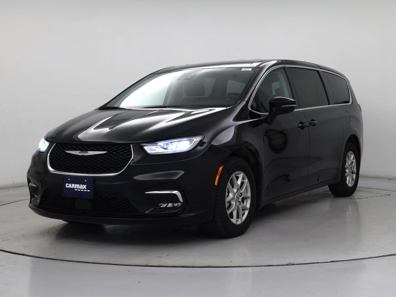 2024 Chrysler Pacifica Touring L - Photo 5