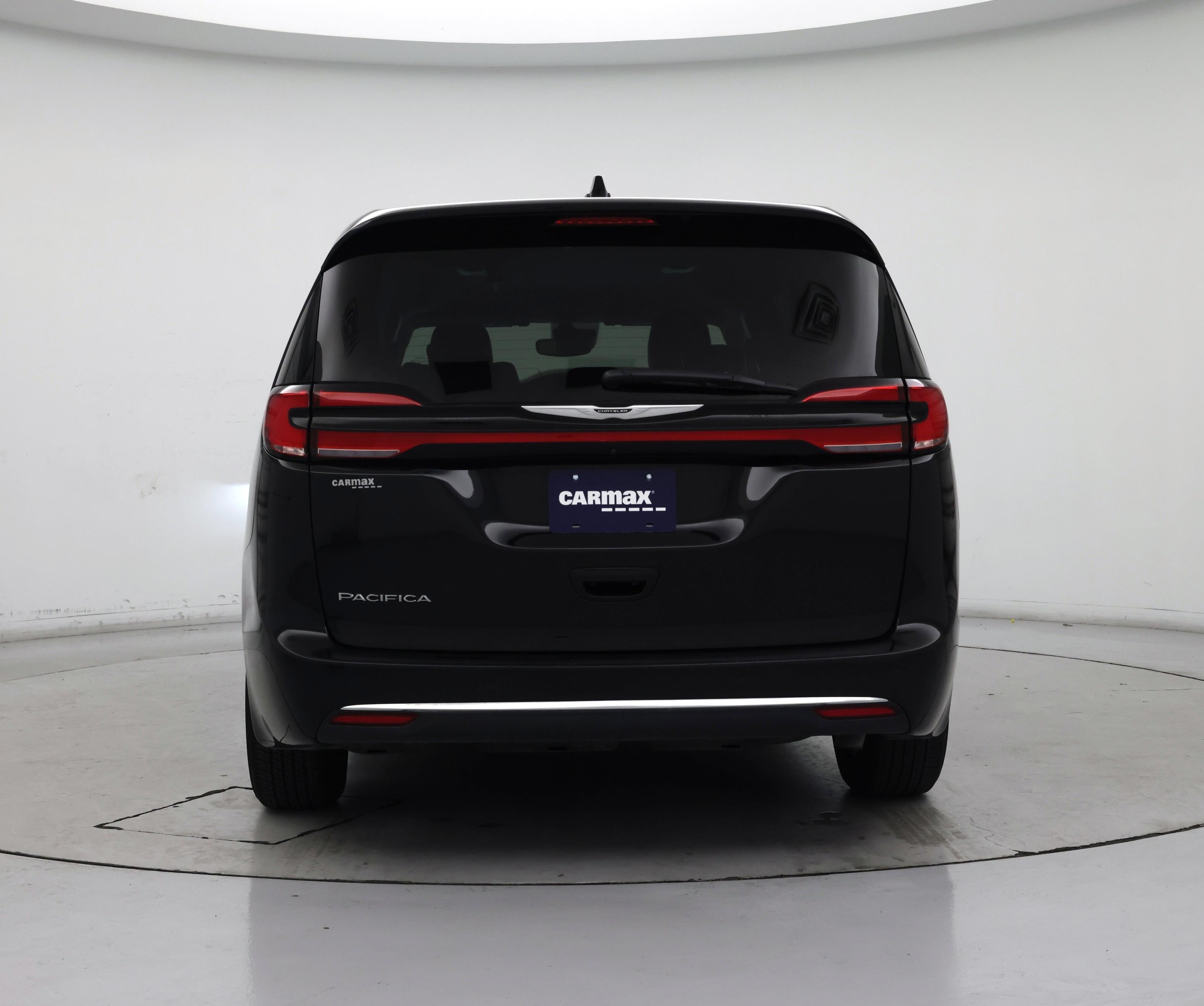 Thumbnail: 2024 Chrysler Pacifica - 6